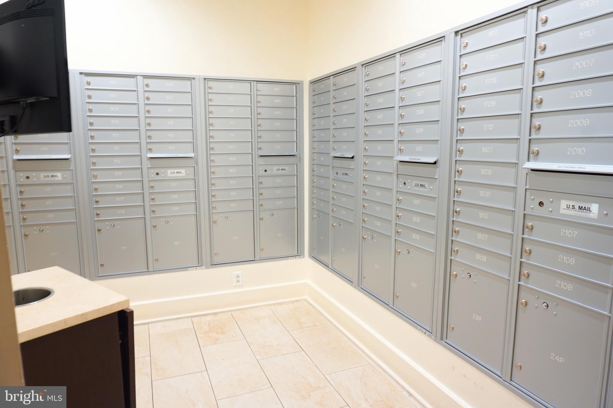 HARBORVIEW CONDOMINIUMS - Residential