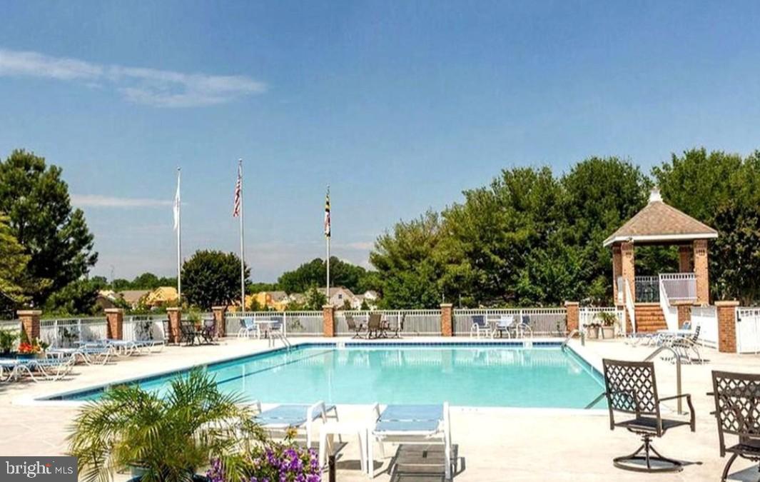 204 TEAL COURT B