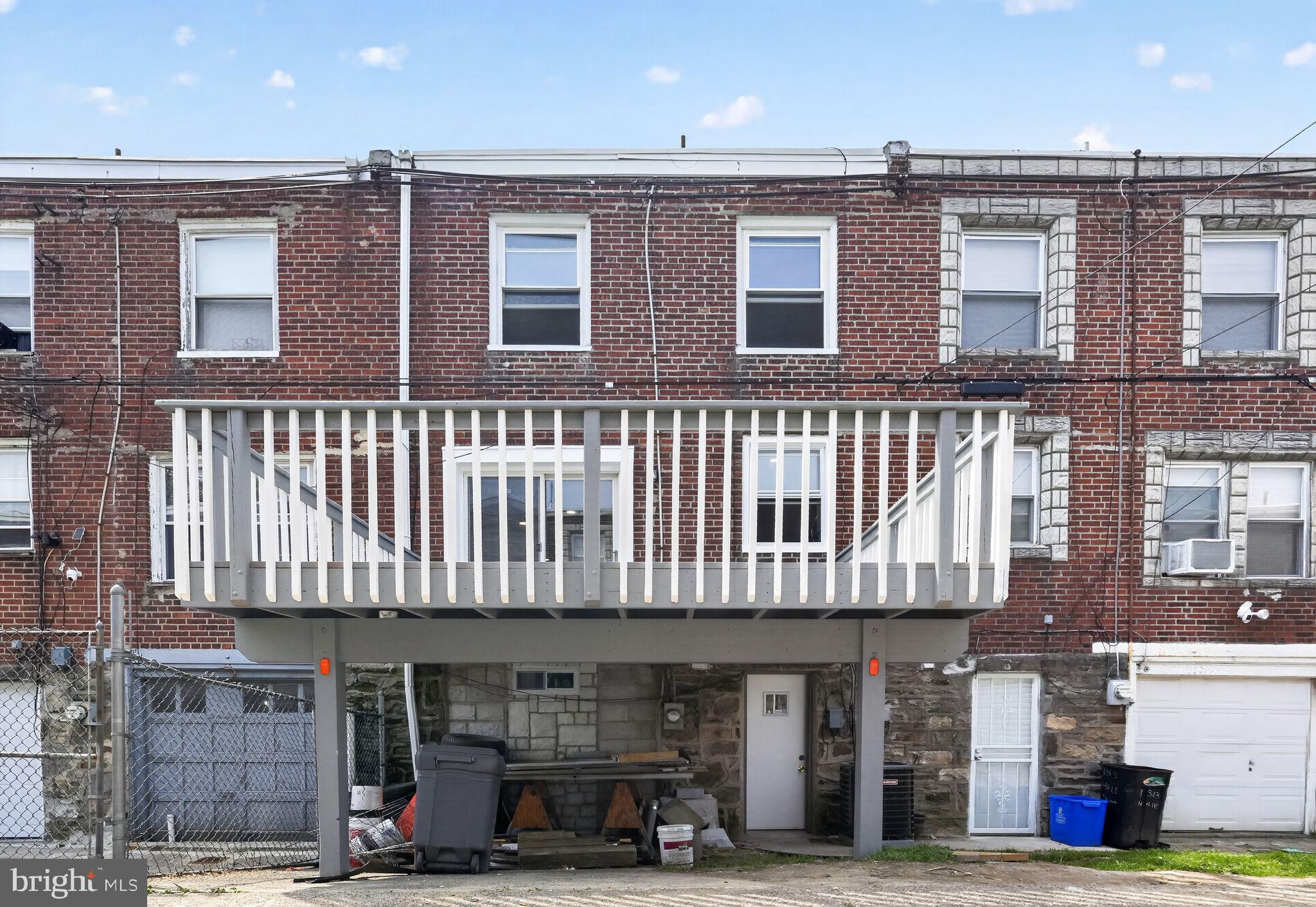 OXFORD CIRCLE - Residential