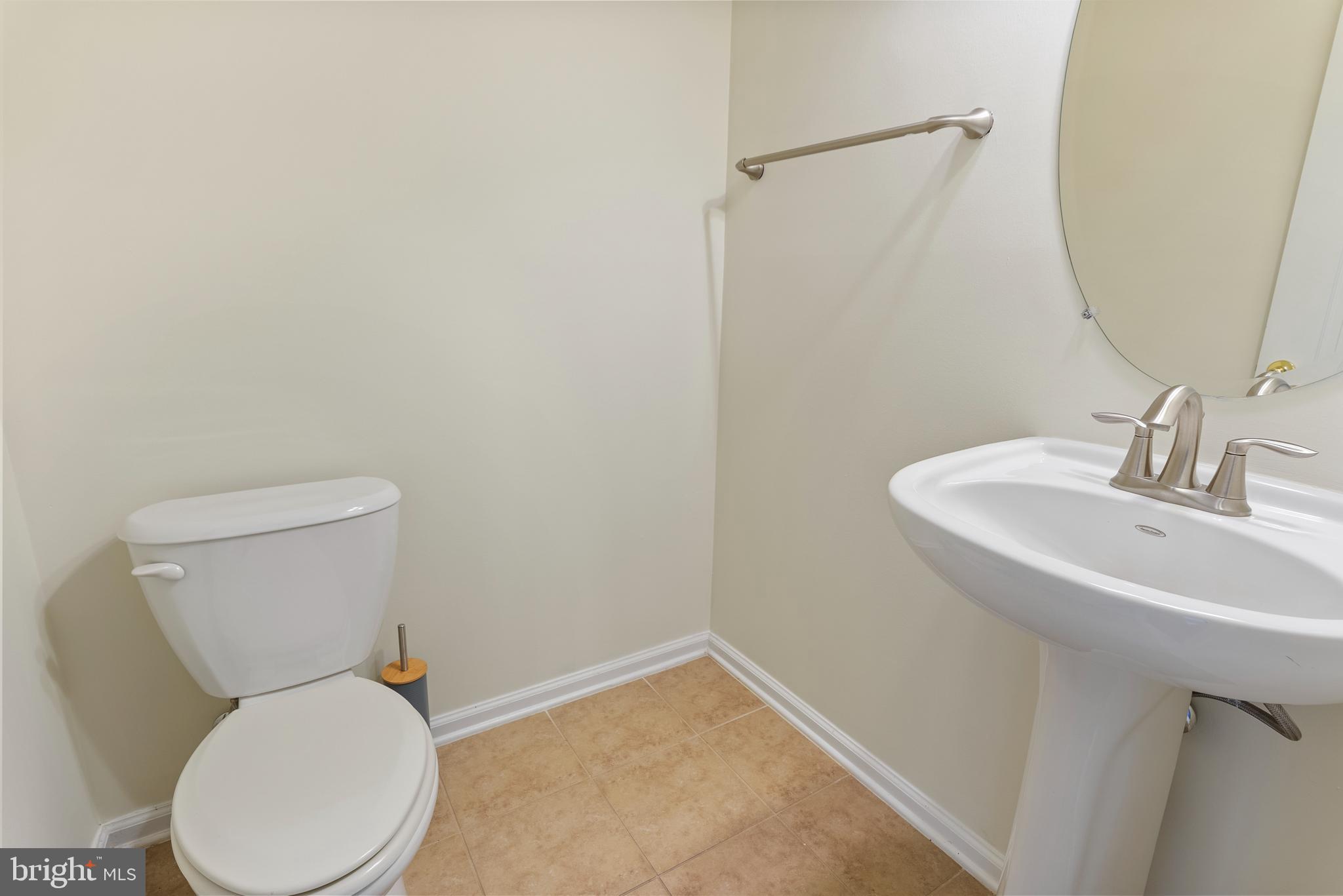 SUMMERFIELD - Residential Lease