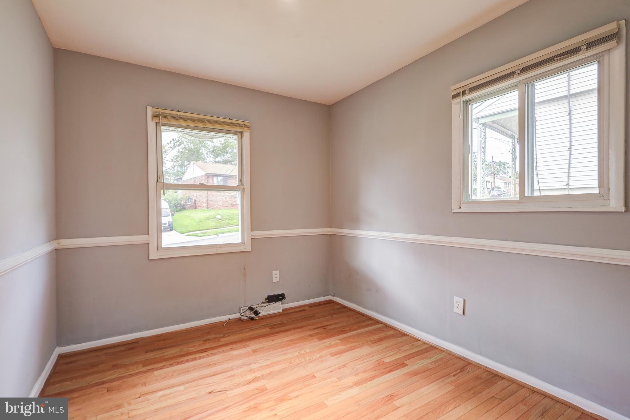 GLENARDEN WOODS - Residential