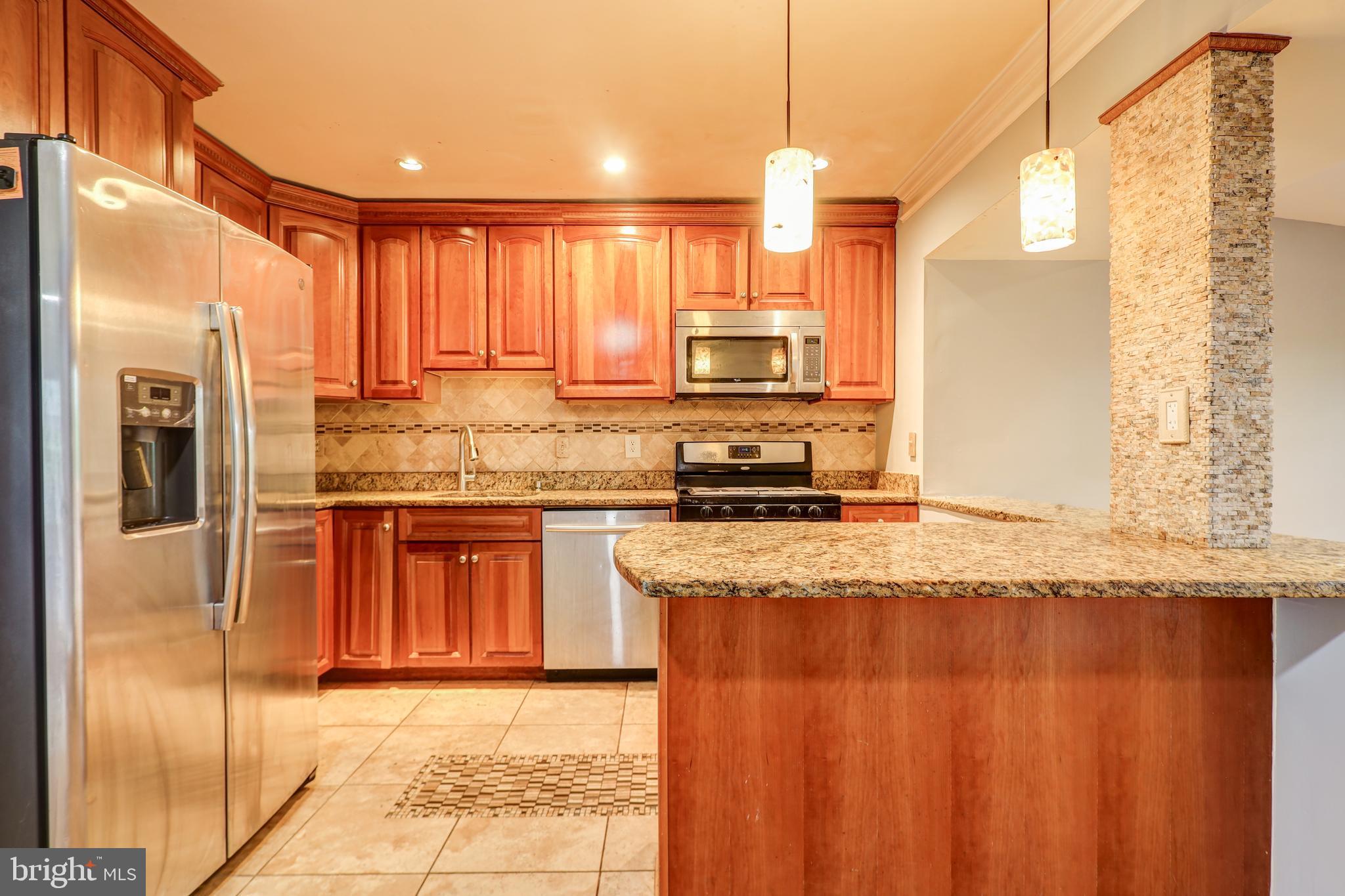 GLENARDEN WOODS - Residential