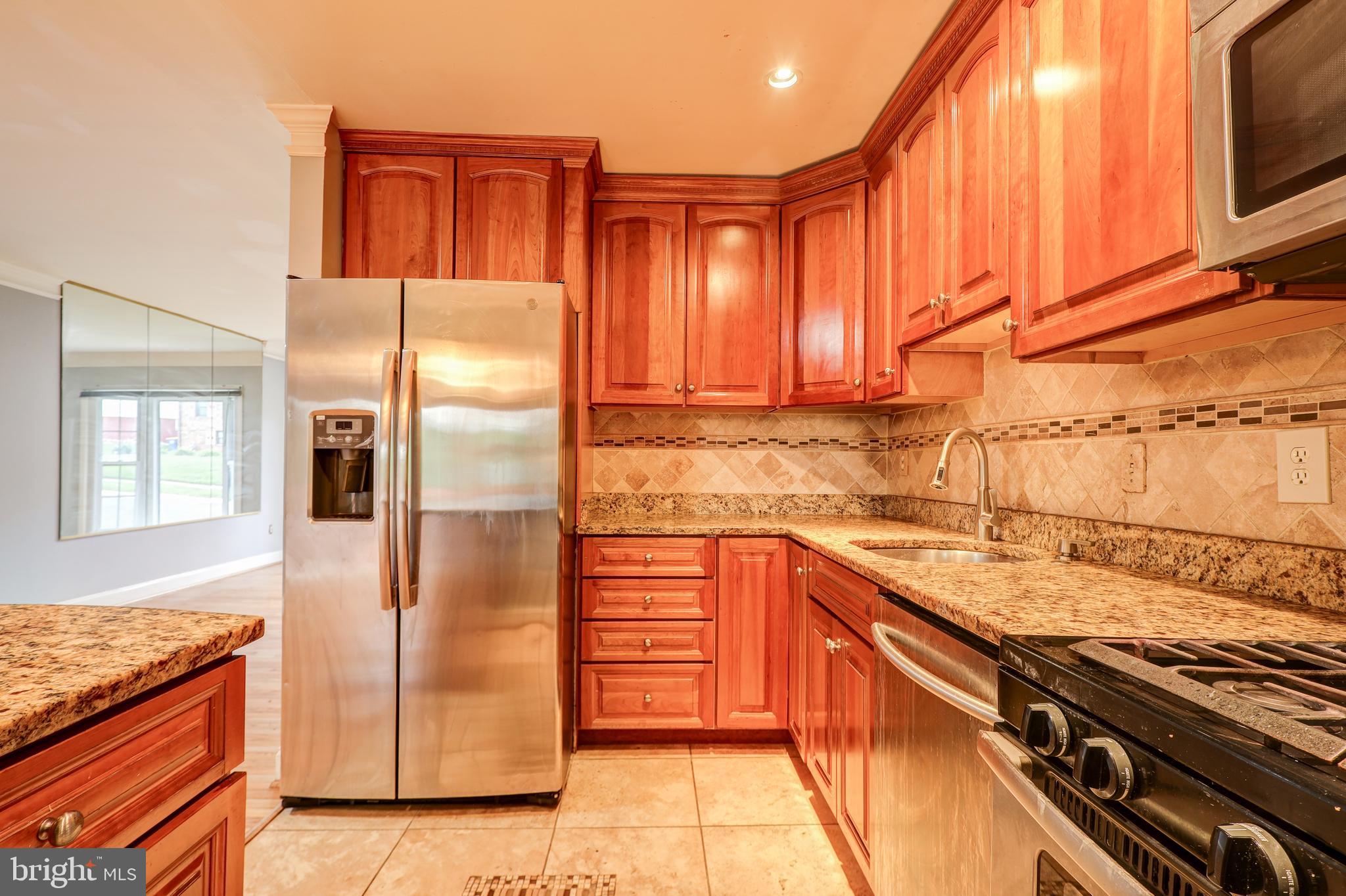 GLENARDEN WOODS - Residential