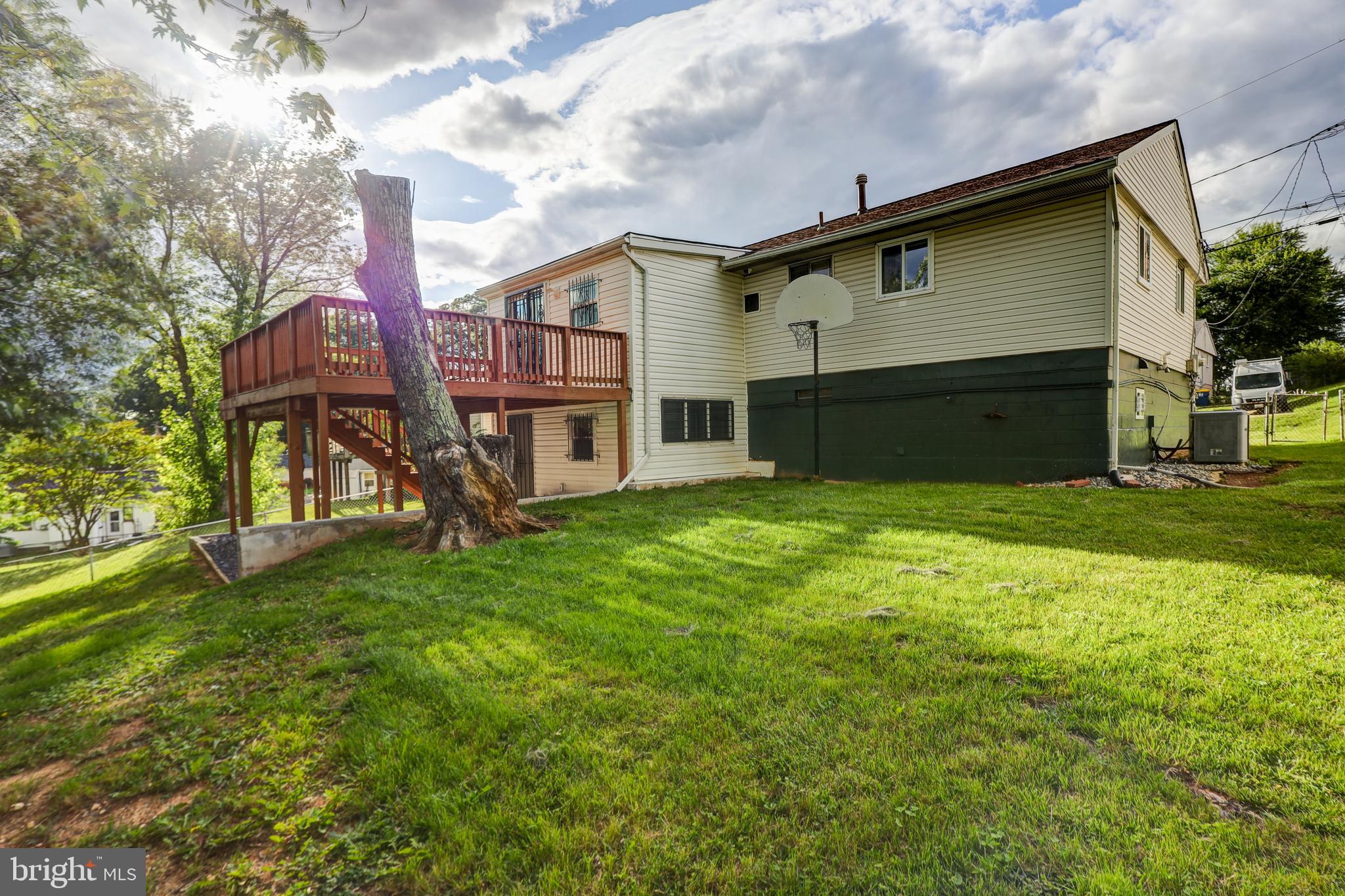 GLENARDEN WOODS - Residential