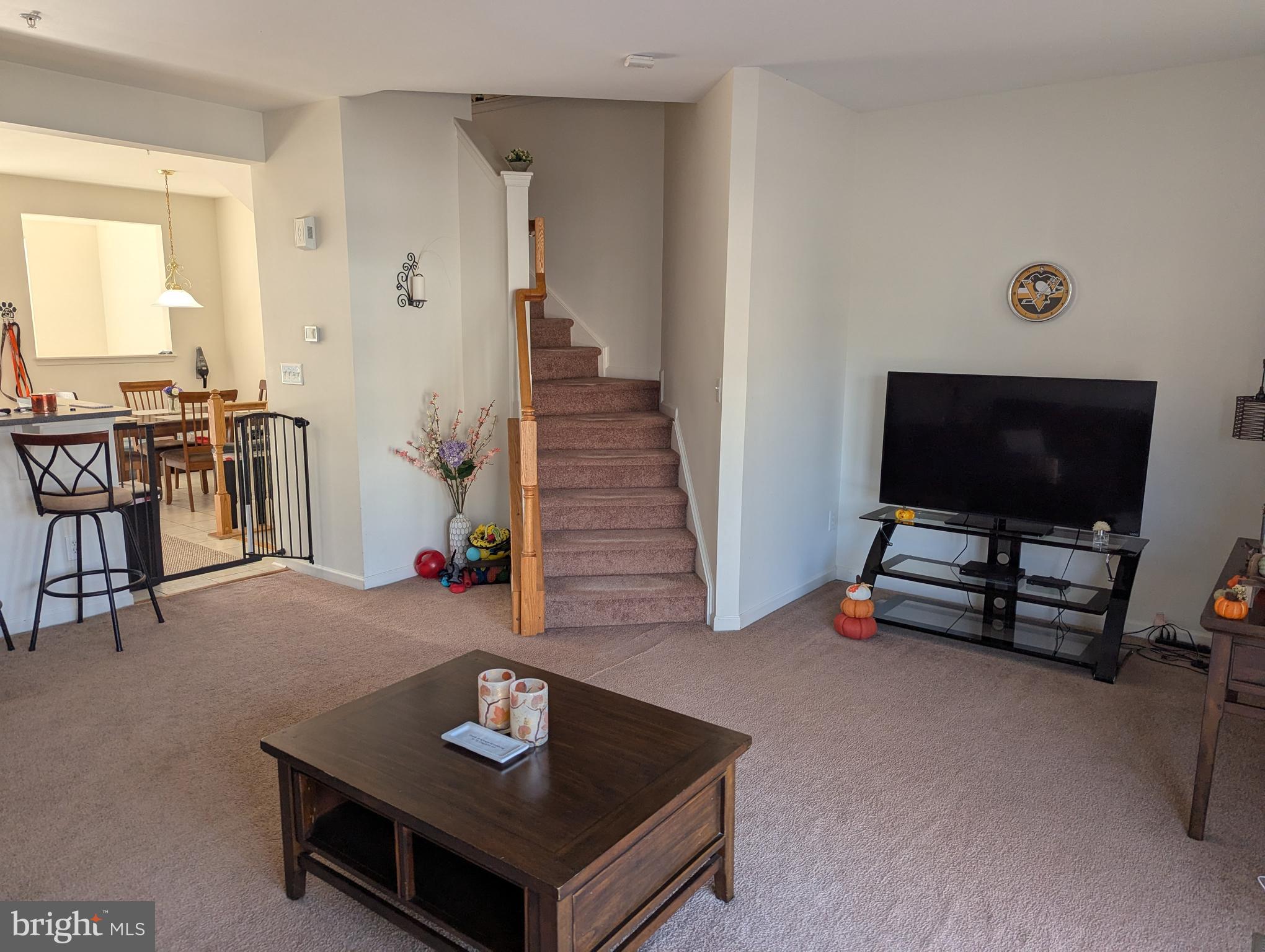 THE COURTS OF MALLORY - Residential