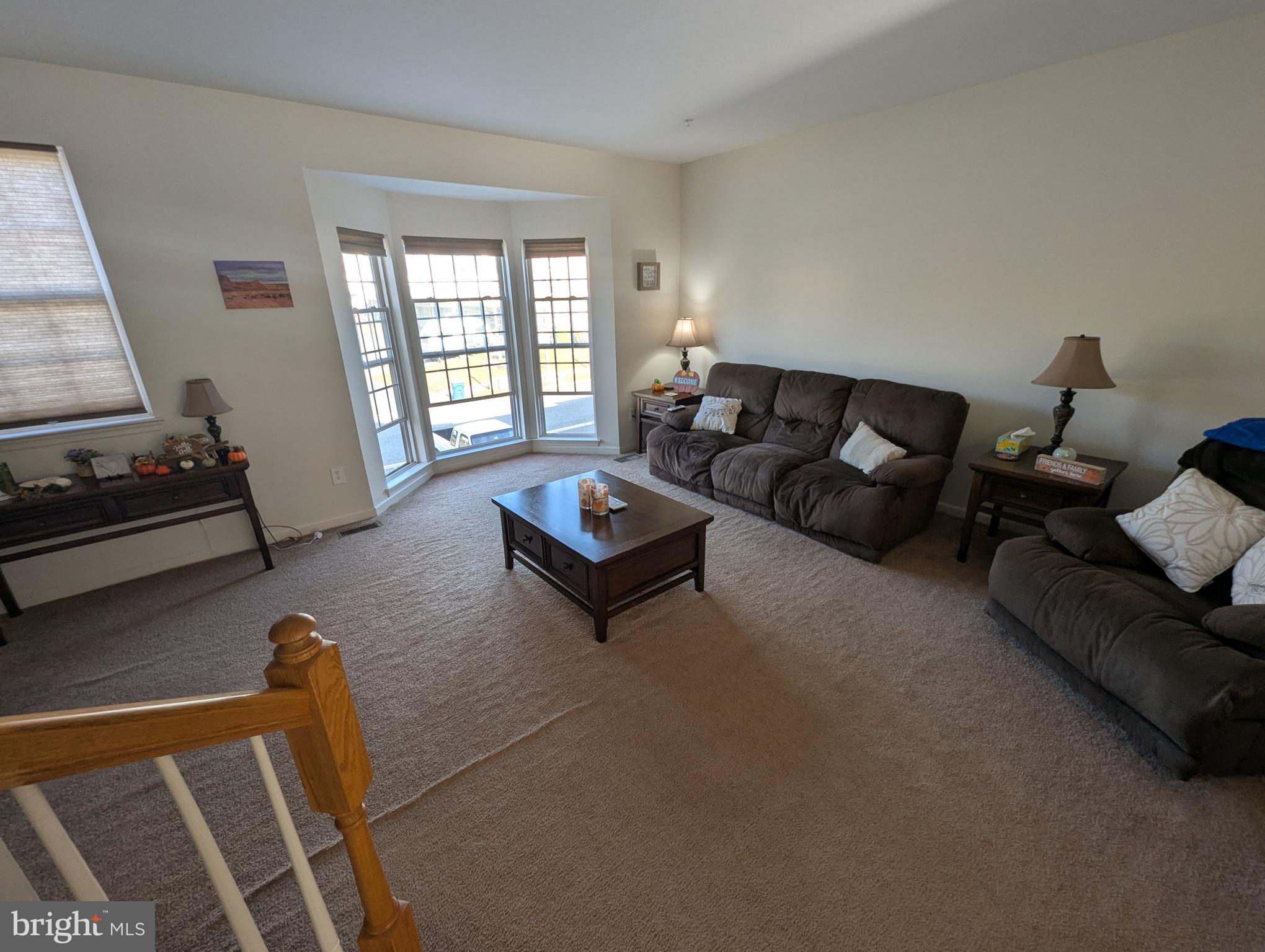 THE COURTS OF MALLORY - Residential