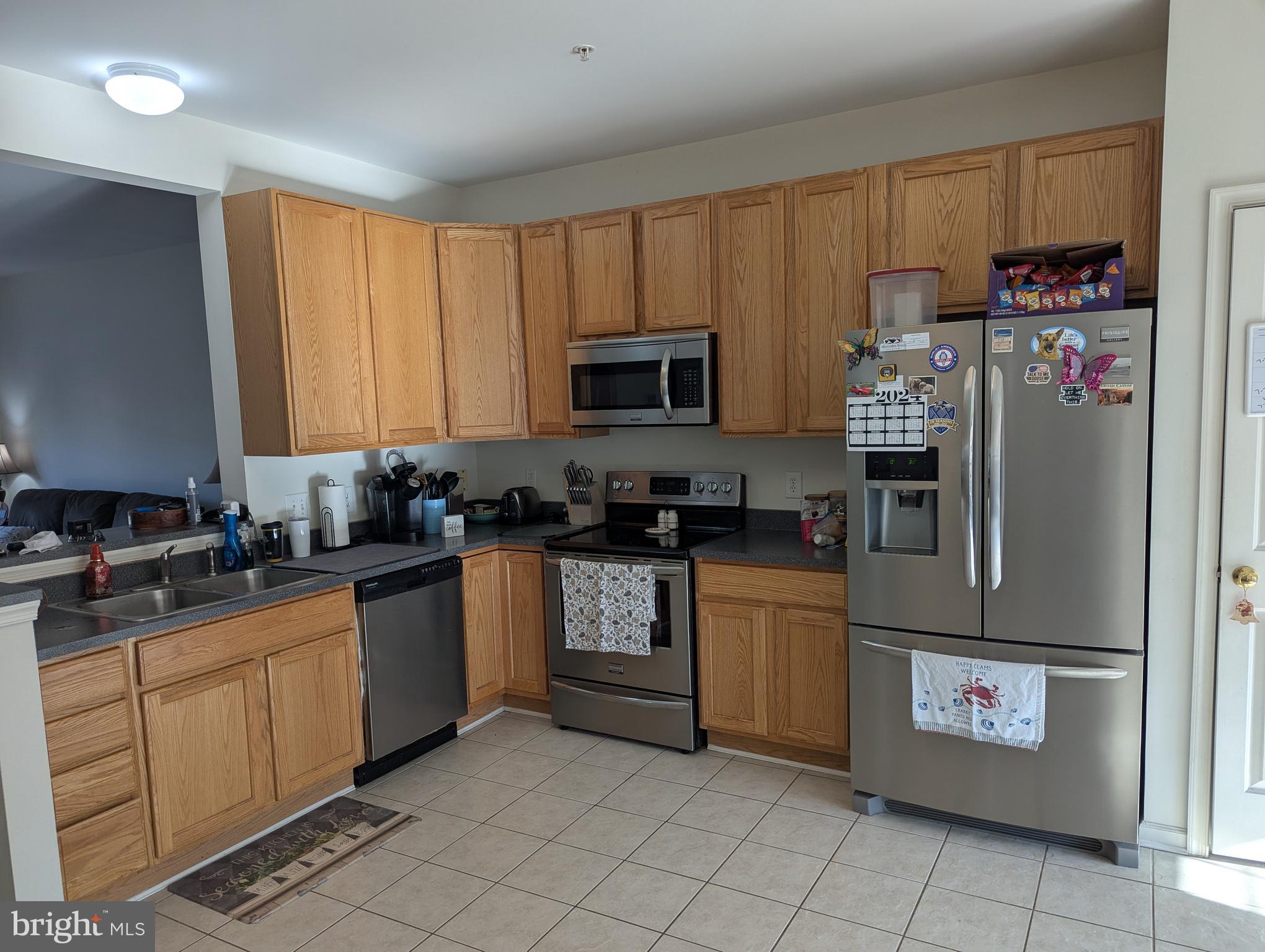 THE COURTS OF MALLORY - Residential