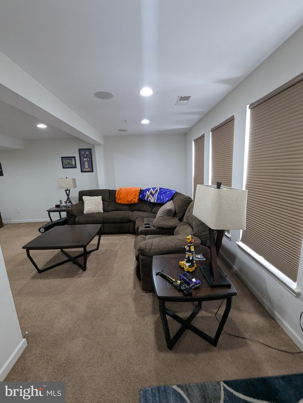 THE COURTS OF MALLORY - Residential