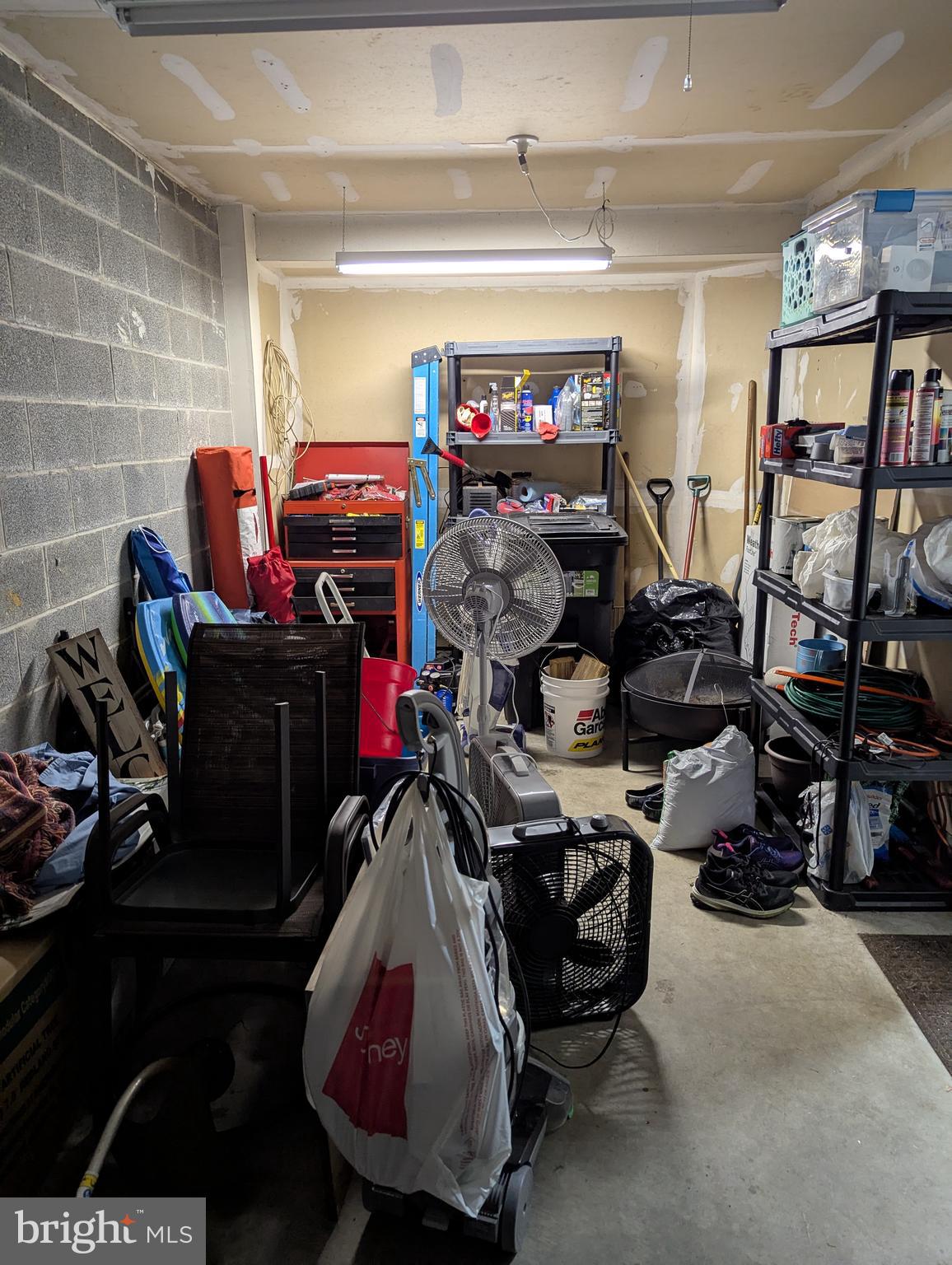 THE COURTS OF MALLORY - Residential