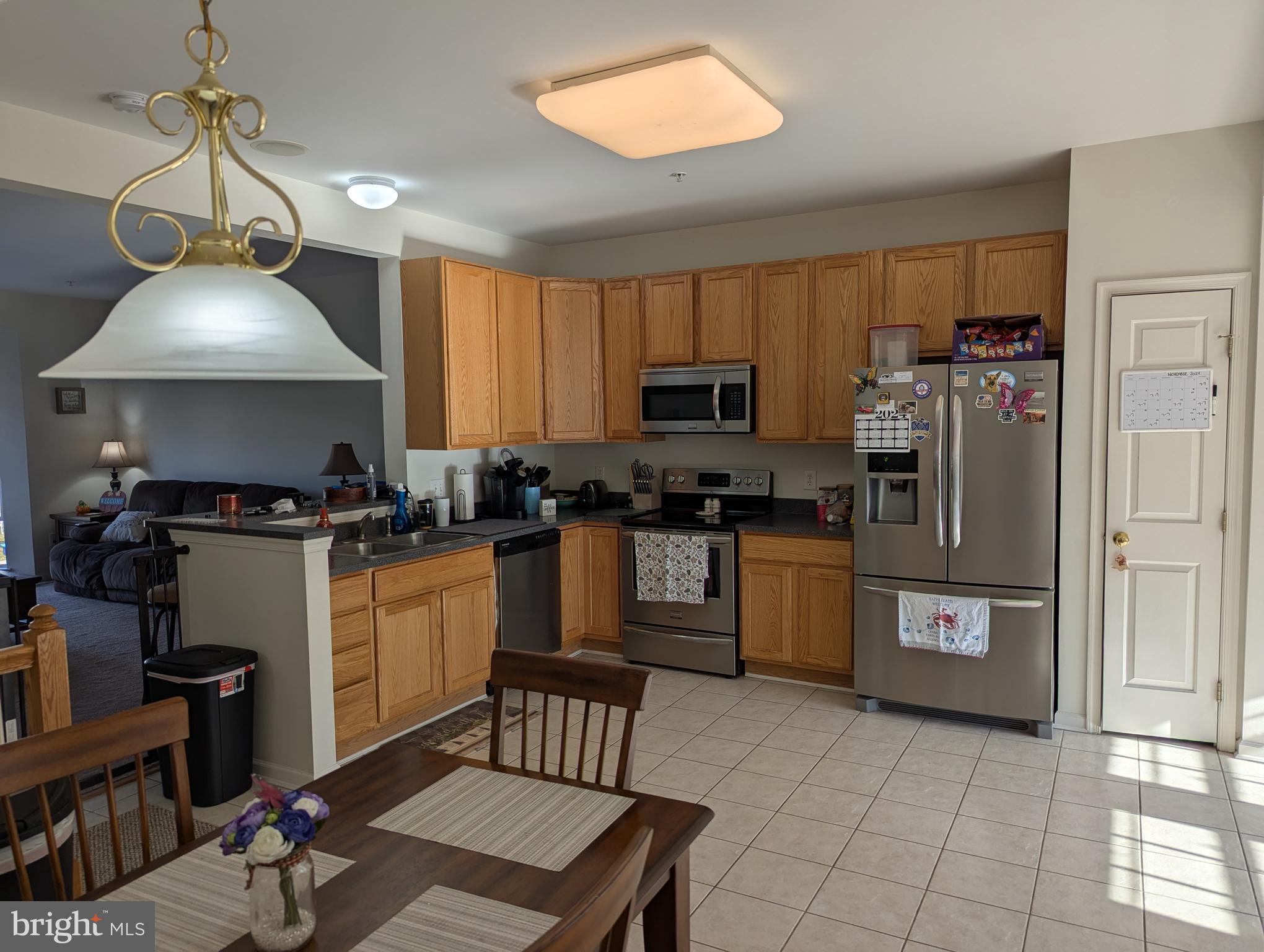 THE COURTS OF MALLORY - Residential