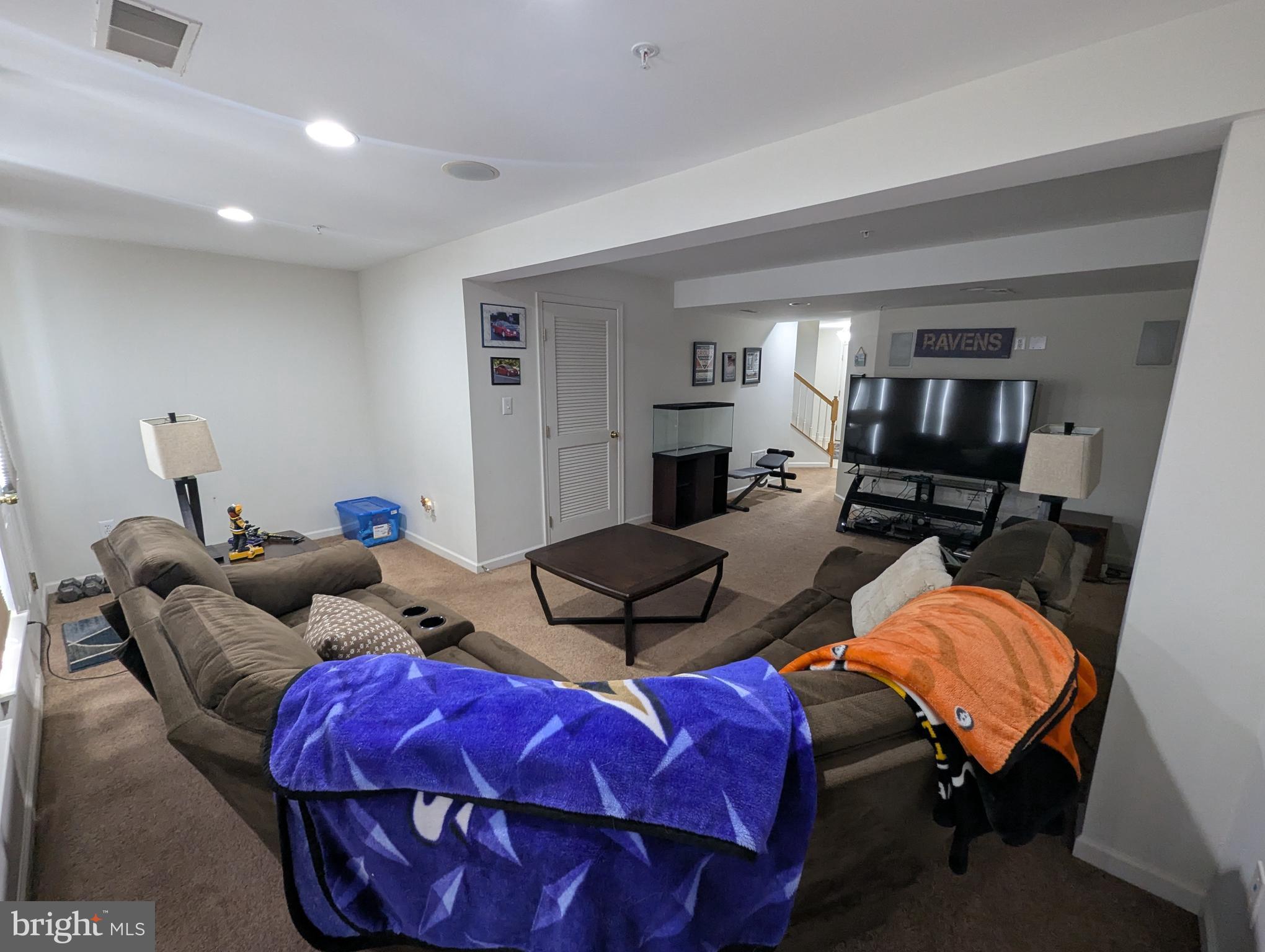 THE COURTS OF MALLORY - Residential