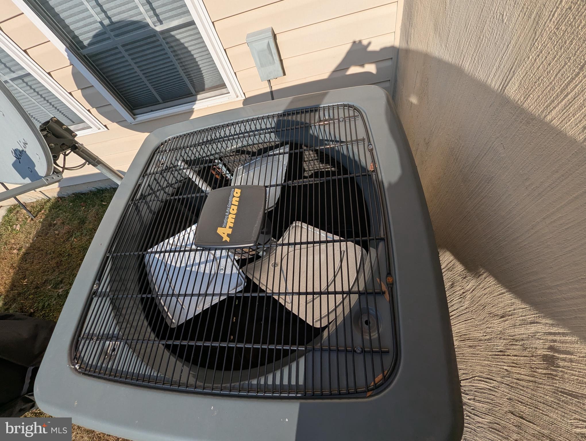 THE COURTS OF MALLORY - Residential