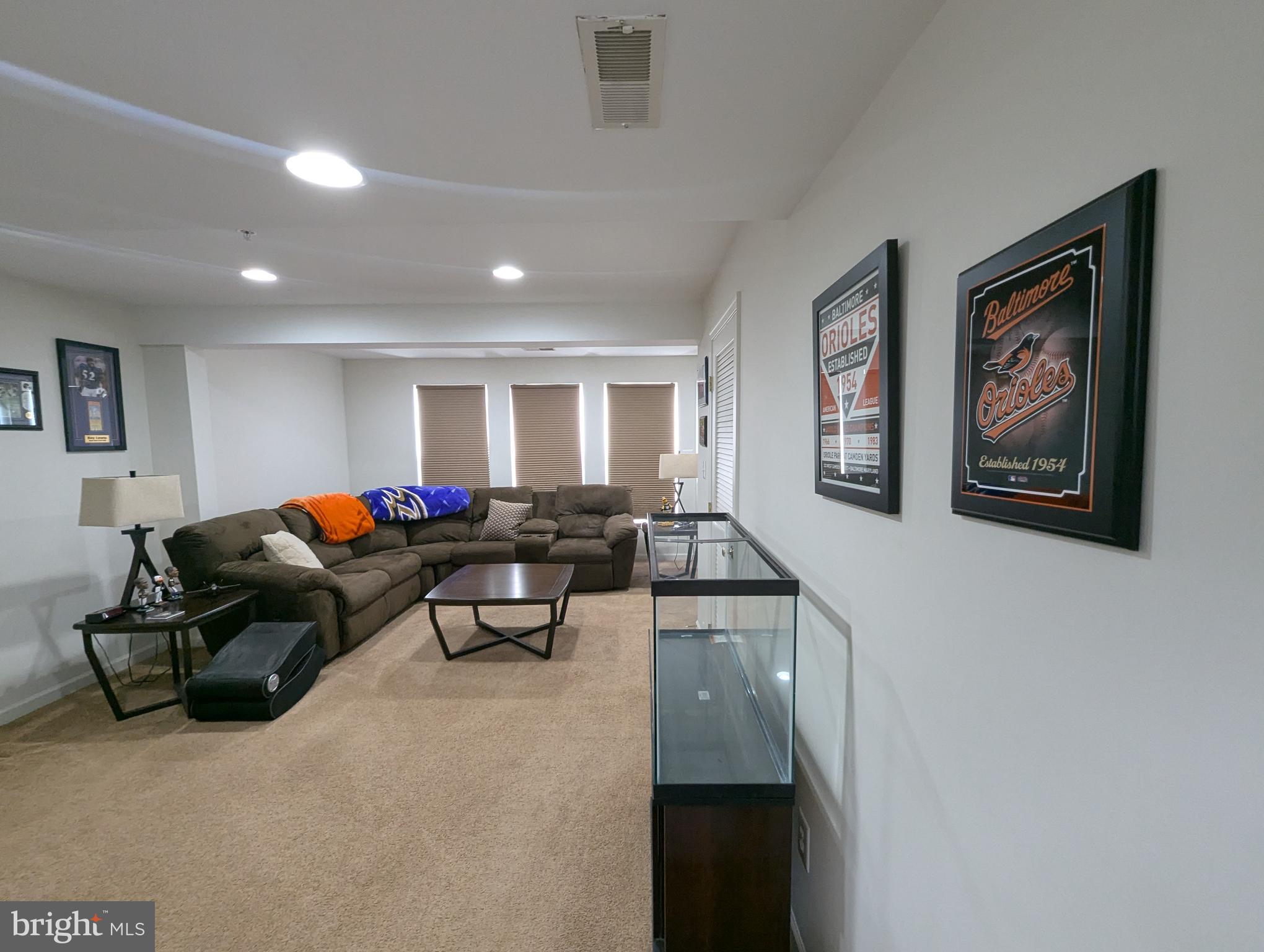 THE COURTS OF MALLORY - Residential