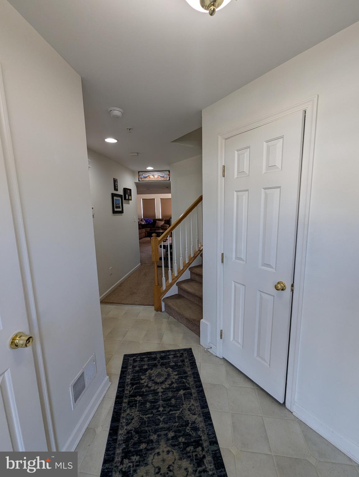 THE COURTS OF MALLORY - Residential