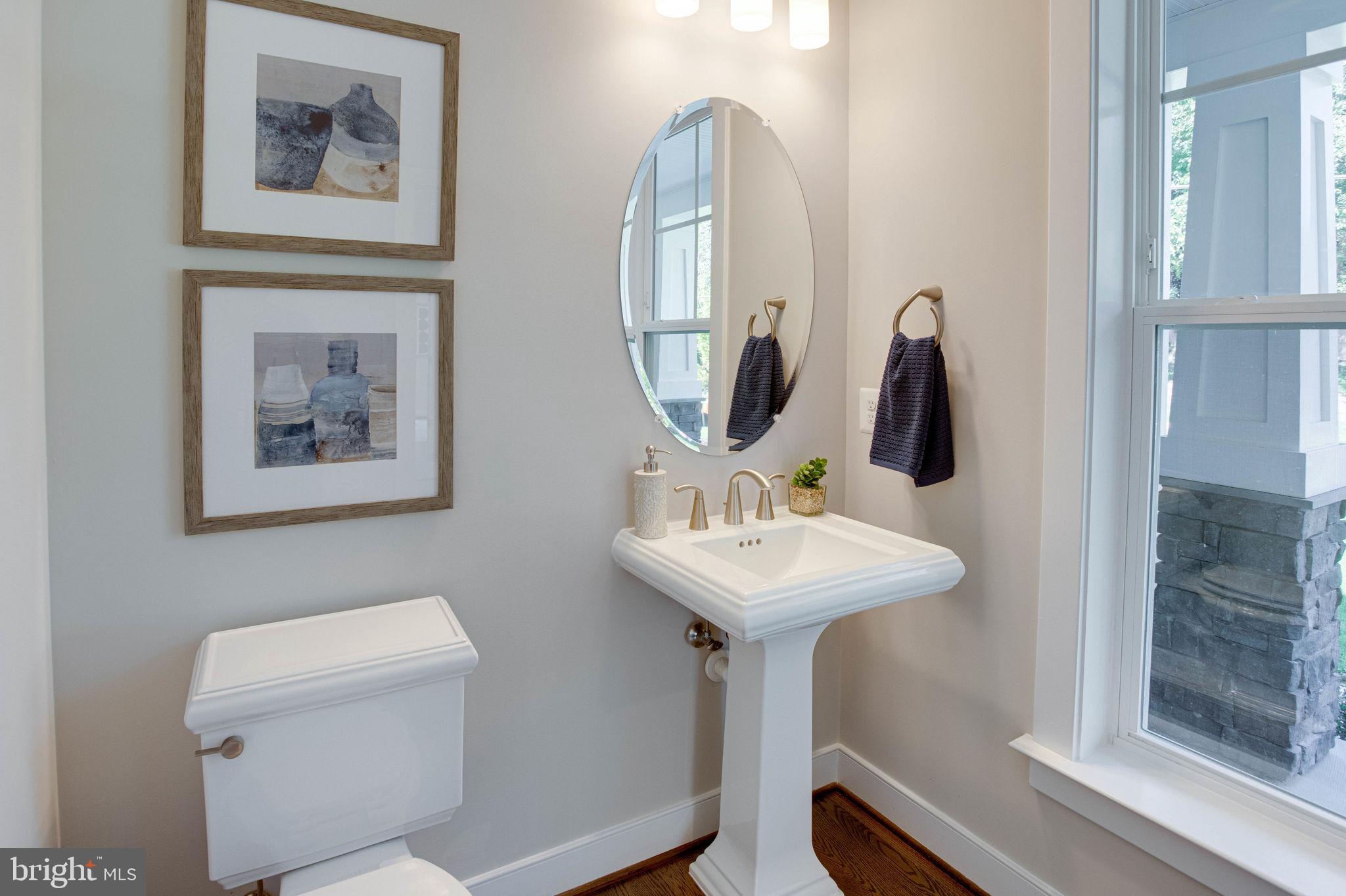 DUNN LORING WOODS - Residential