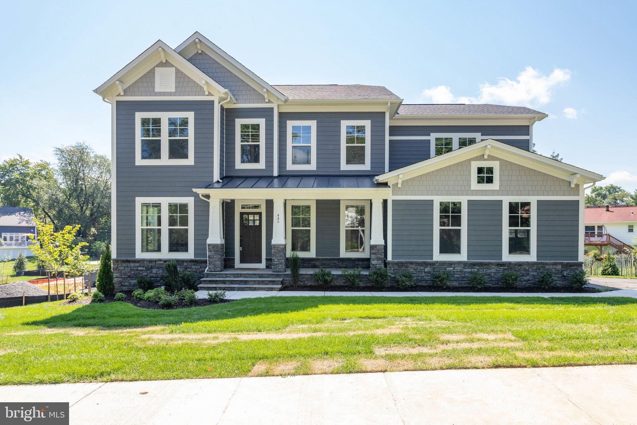 DUNN LORING WOODS - Residential