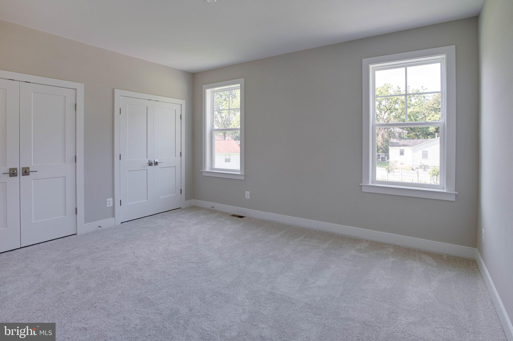 DUNN LORING WOODS - Residential