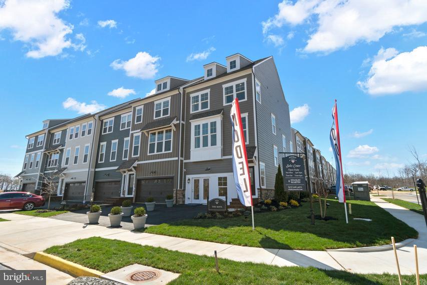 POTOMAC SHORES - Residential