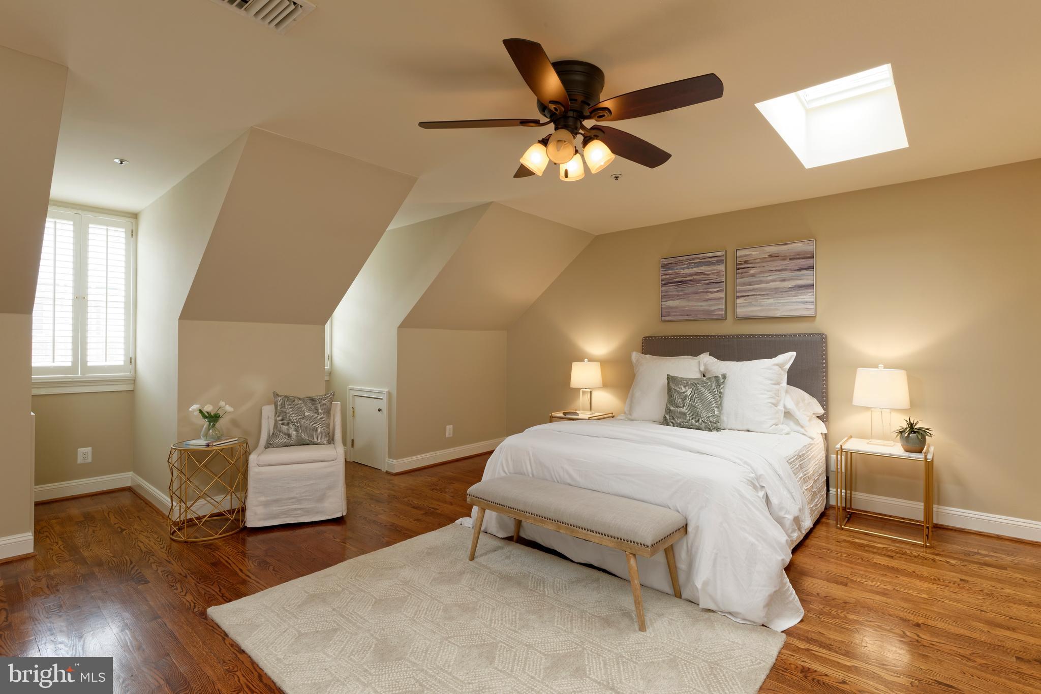 HARBORSIDE - Residential