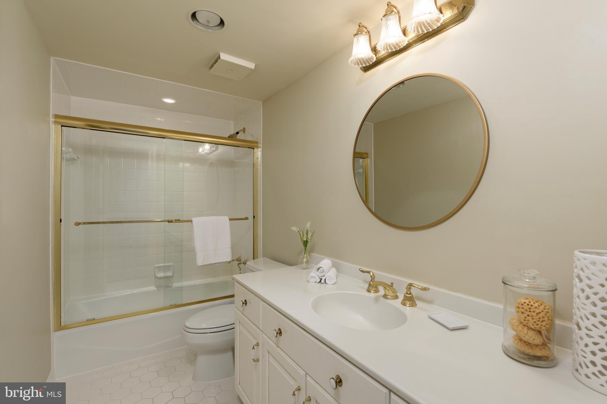 HARBORSIDE - Residential