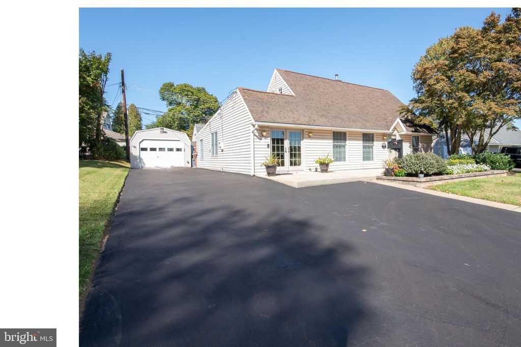 Photo of 7 Canal Road, LEVITTOWN, PA 19057 (MLS # PABU2107356)