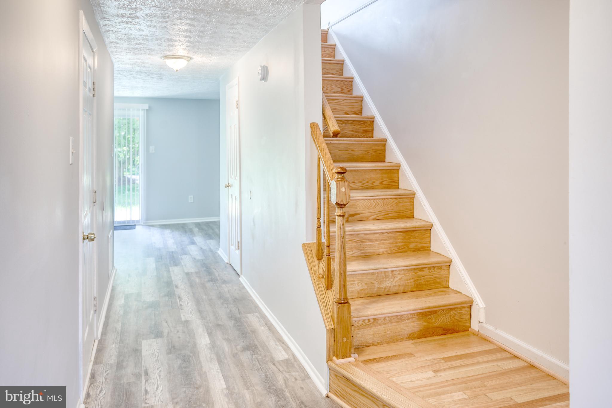 6414 AUTUMN GOLD COURT