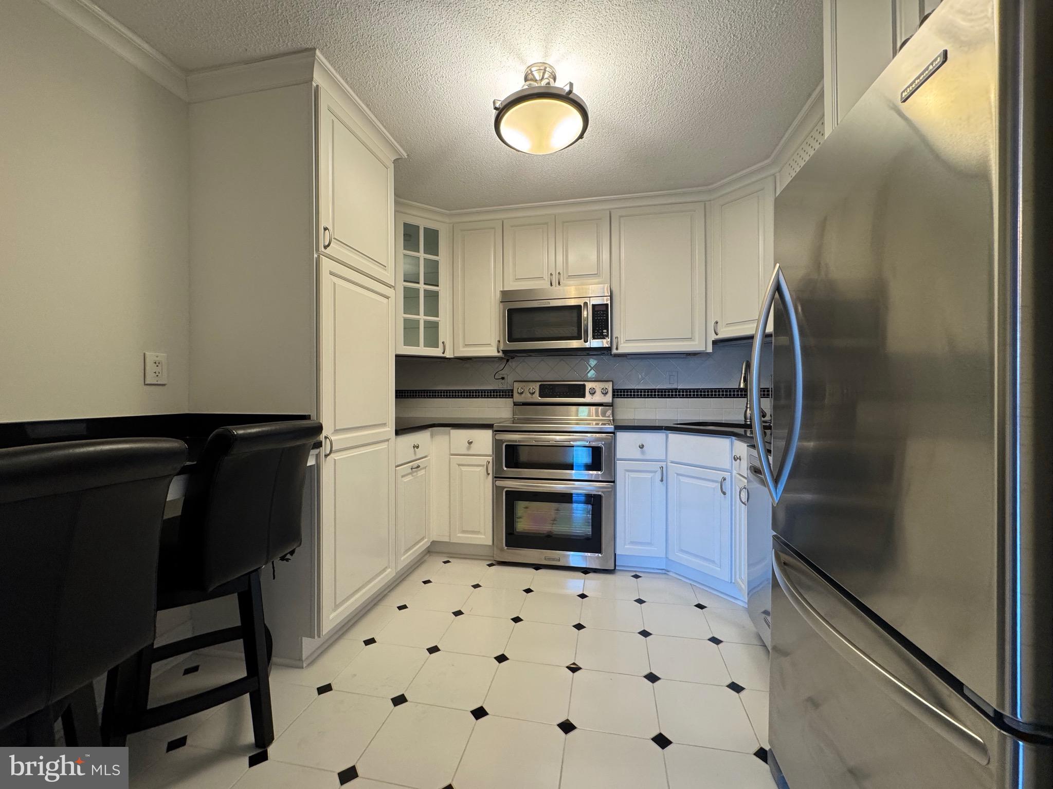 WATERGATE AT LANDMARK - Residential Lease