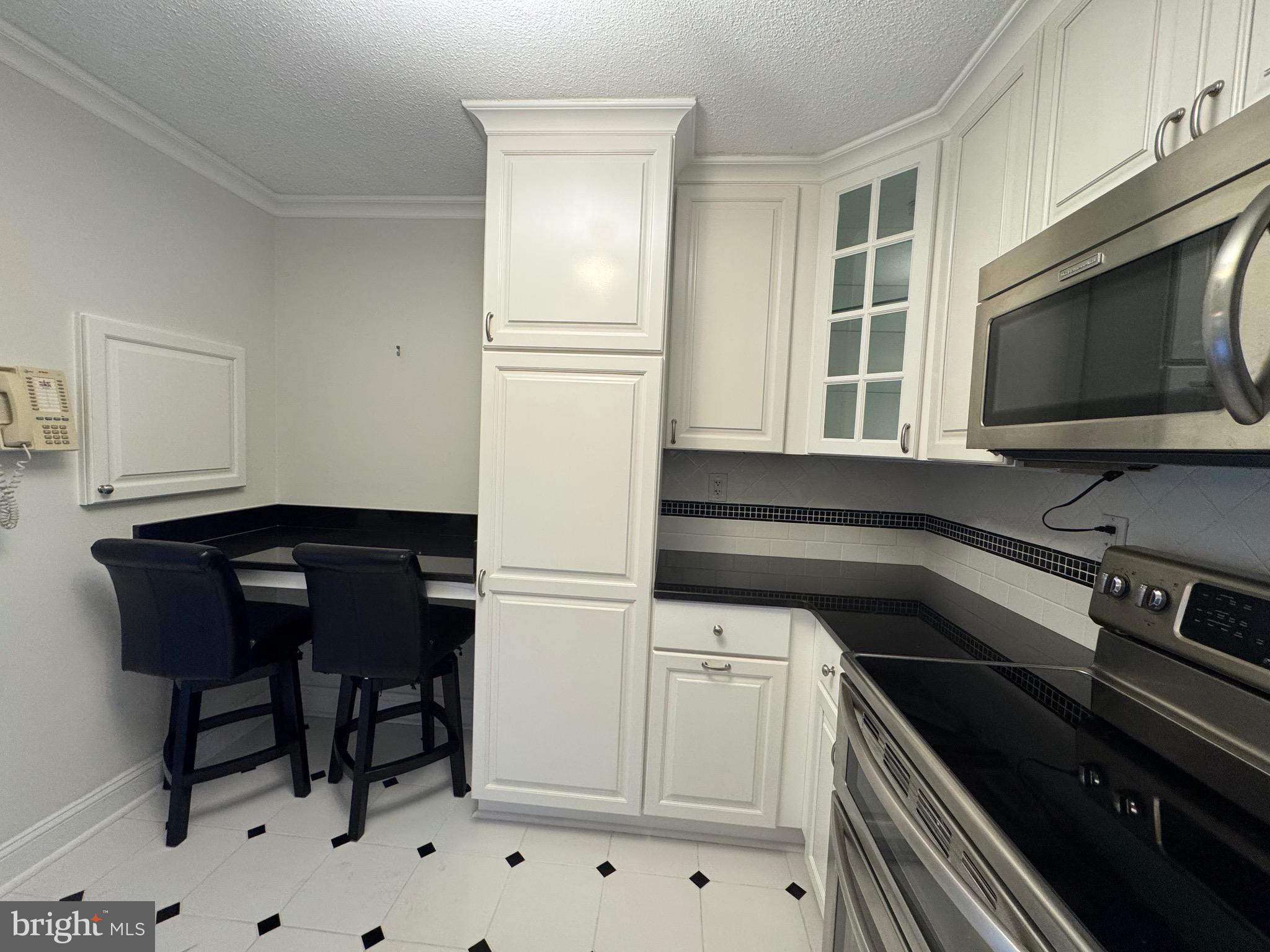 WATERGATE AT LANDMARK - Residential Lease