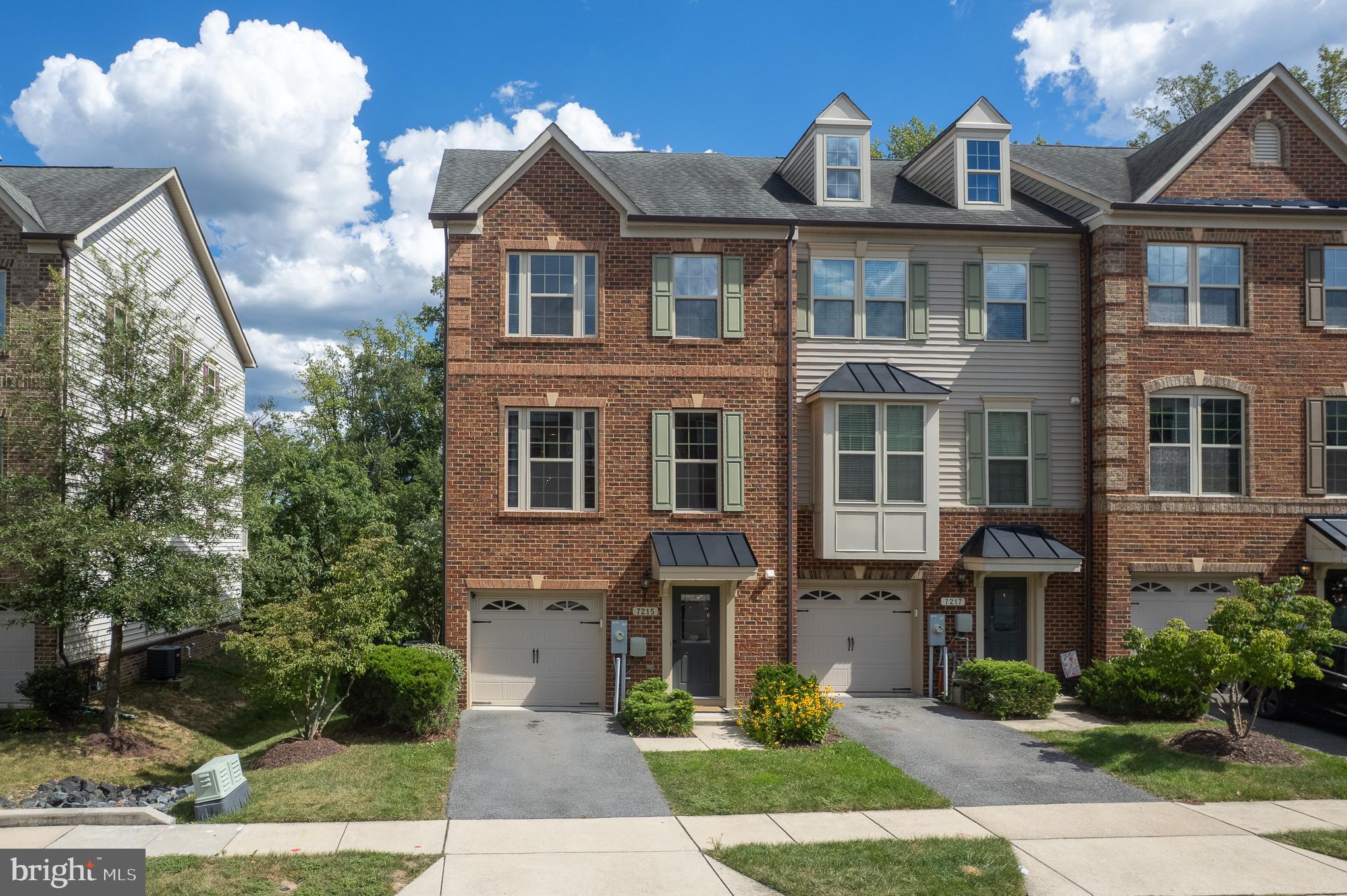 PARKSIDE - Residential