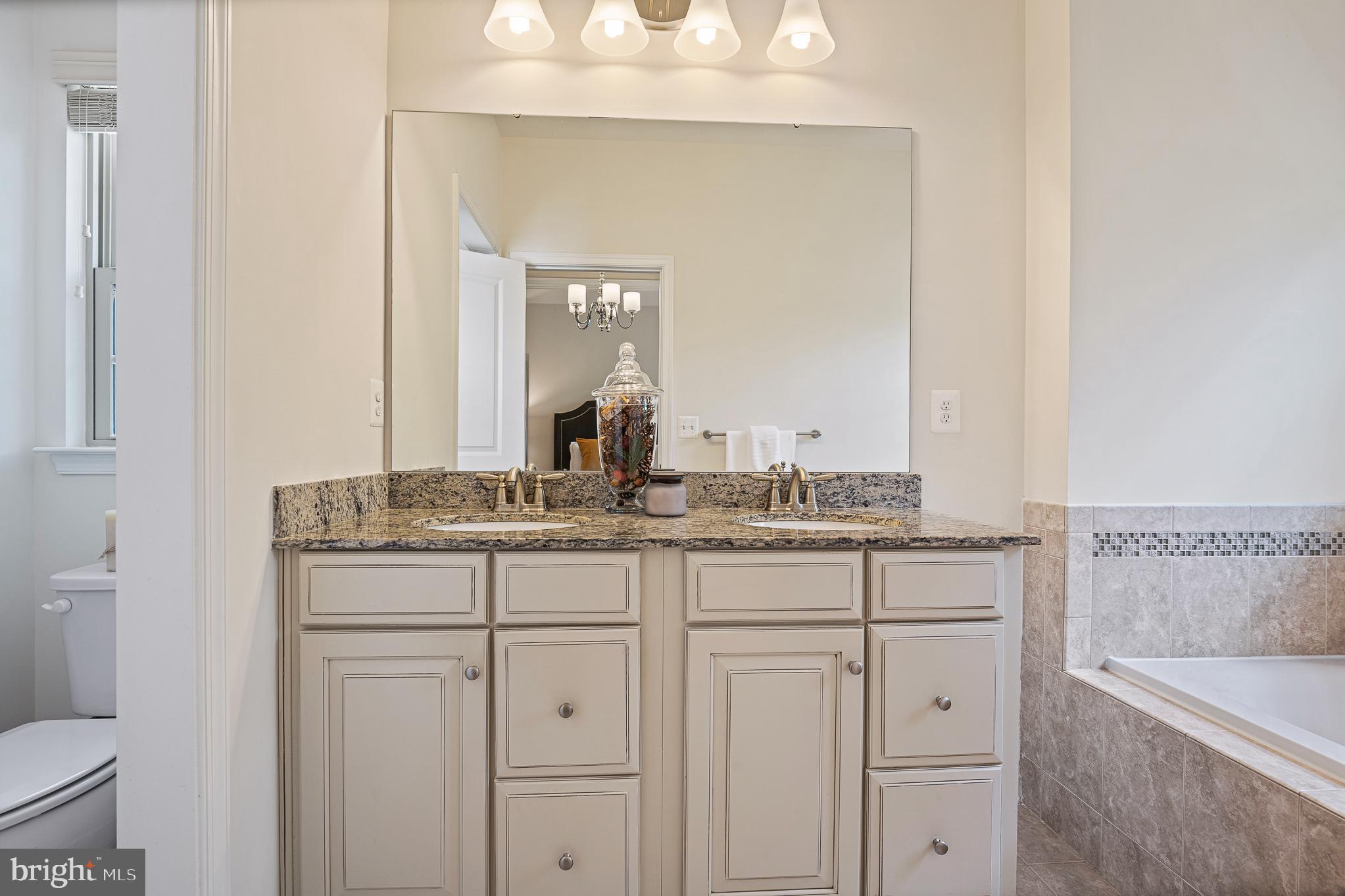 PARKSIDE - Residential