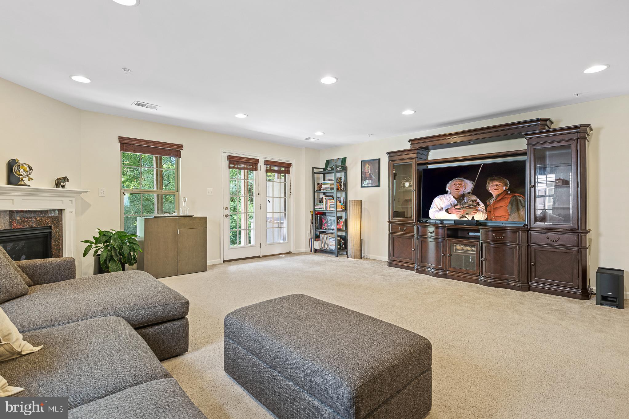 PARKSIDE - Residential