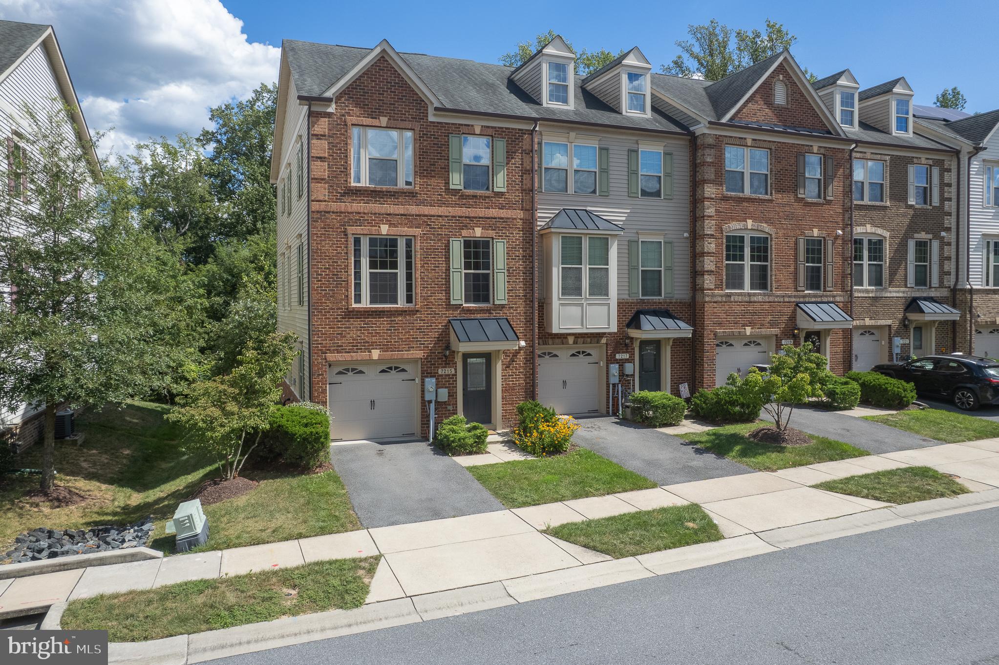 PARKSIDE - Residential