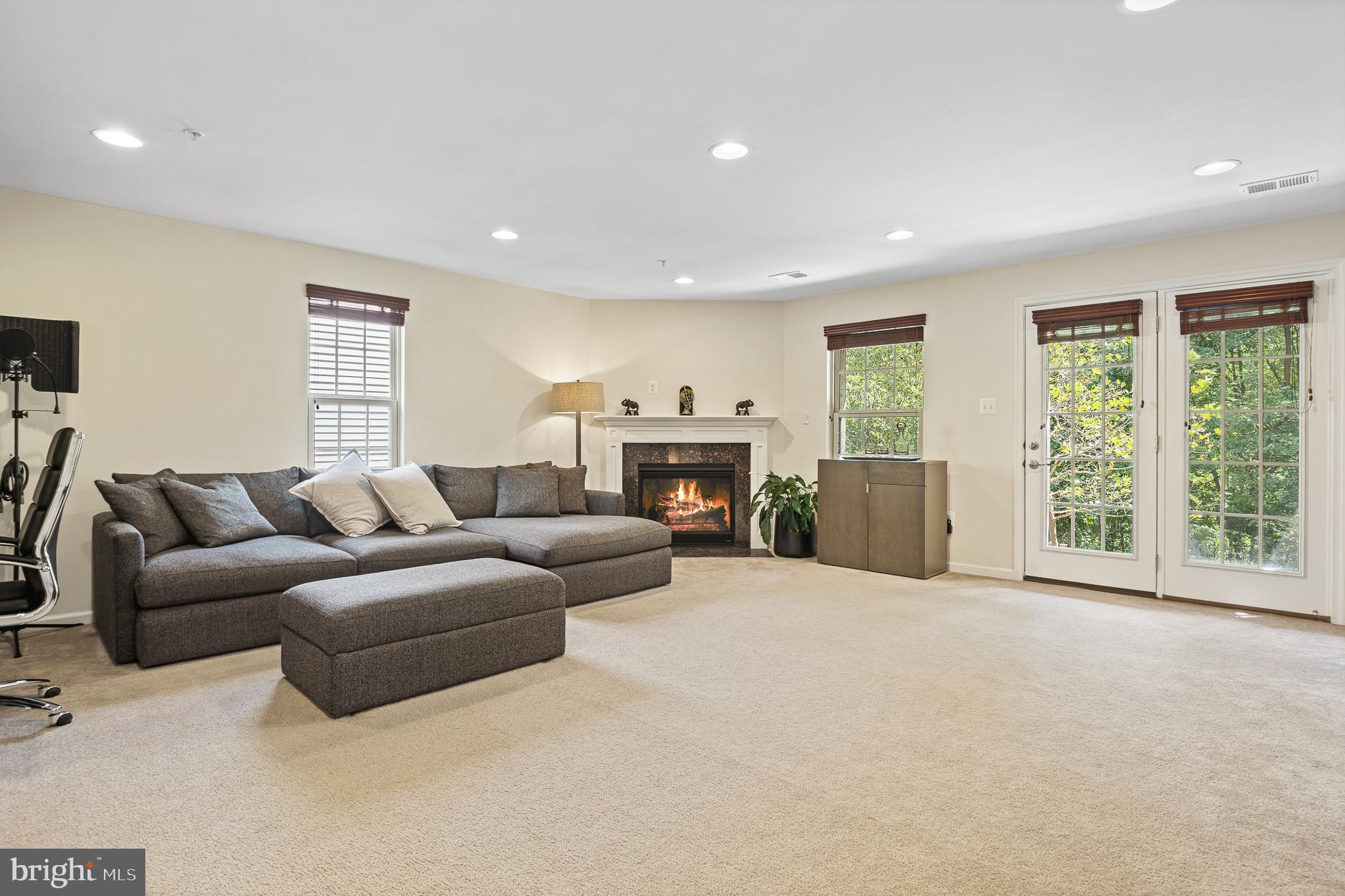 PARKSIDE - Residential