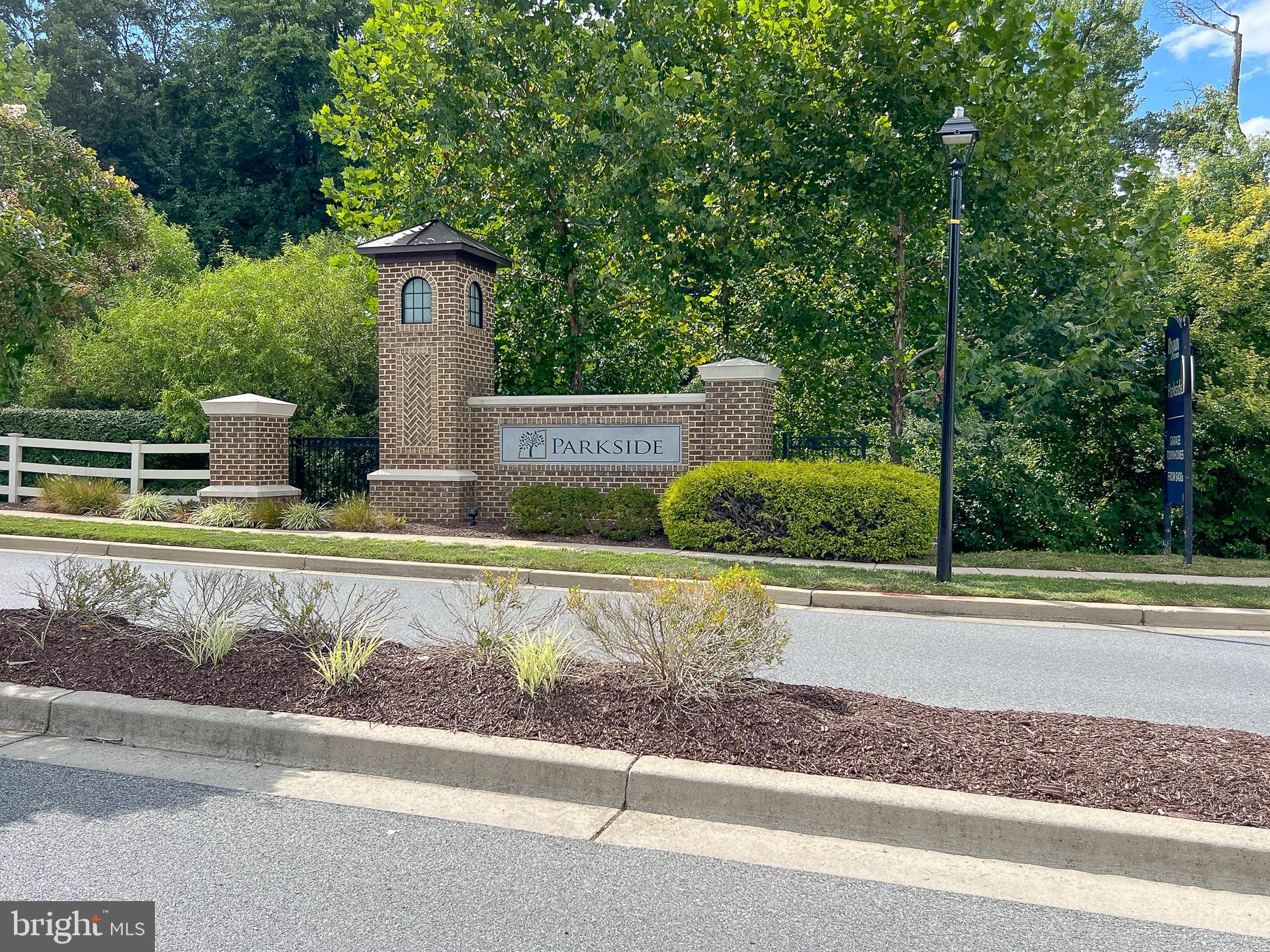 PARKSIDE - Residential