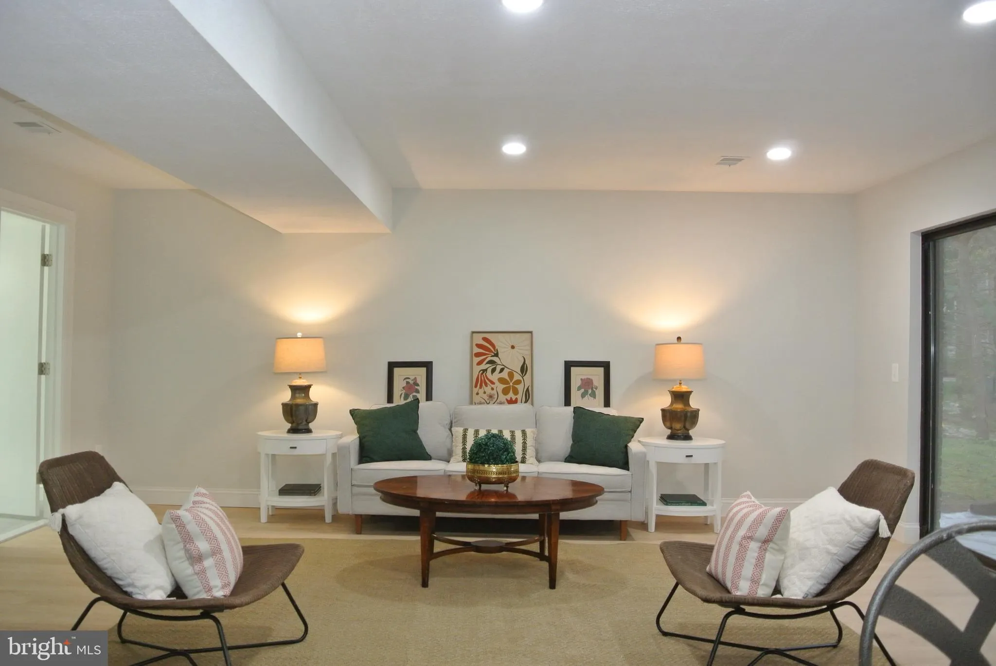 Lutherville Timonium, Maryland 21093, United States, 3 Bedrooms Bedrooms, ,4 BathroomsBathrooms,Residential,Active,109848