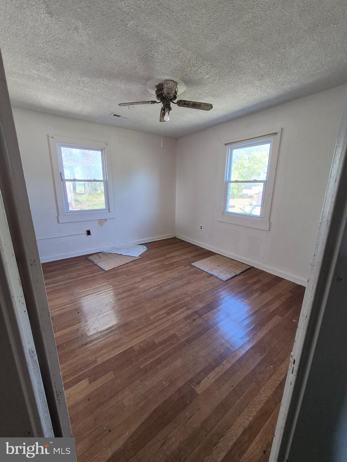 LONGVIEW - Residential