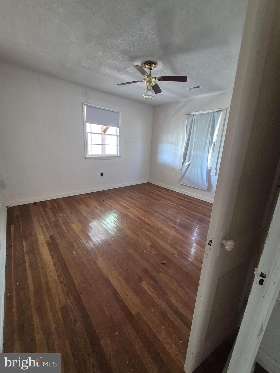 LONGVIEW - Residential