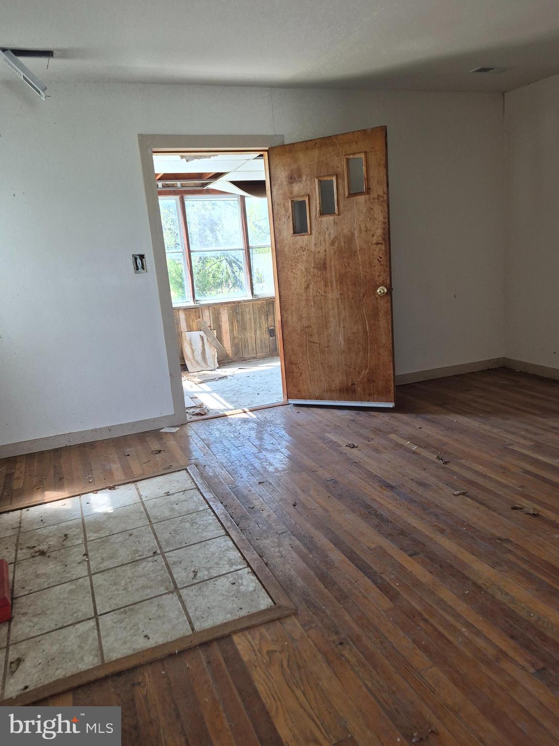 LONGVIEW - Residential