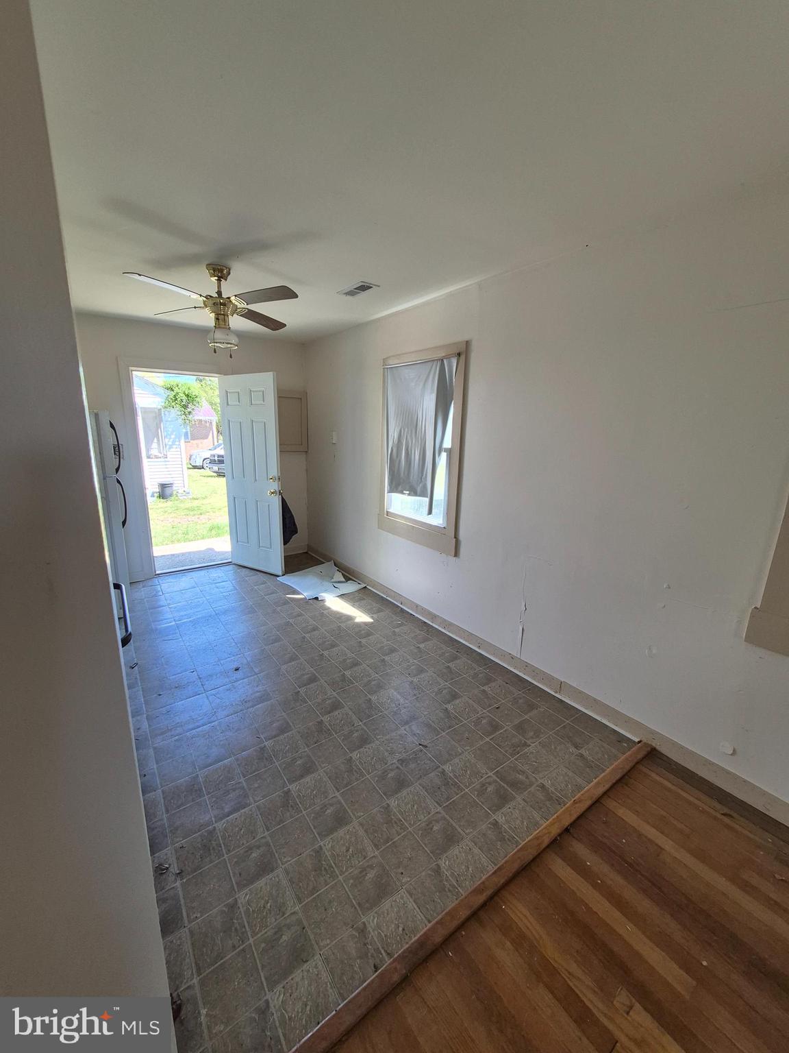 LONGVIEW - Residential