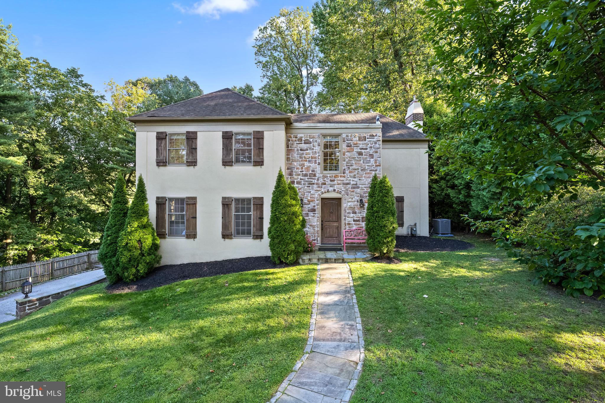 BRYN MAWR - Residential