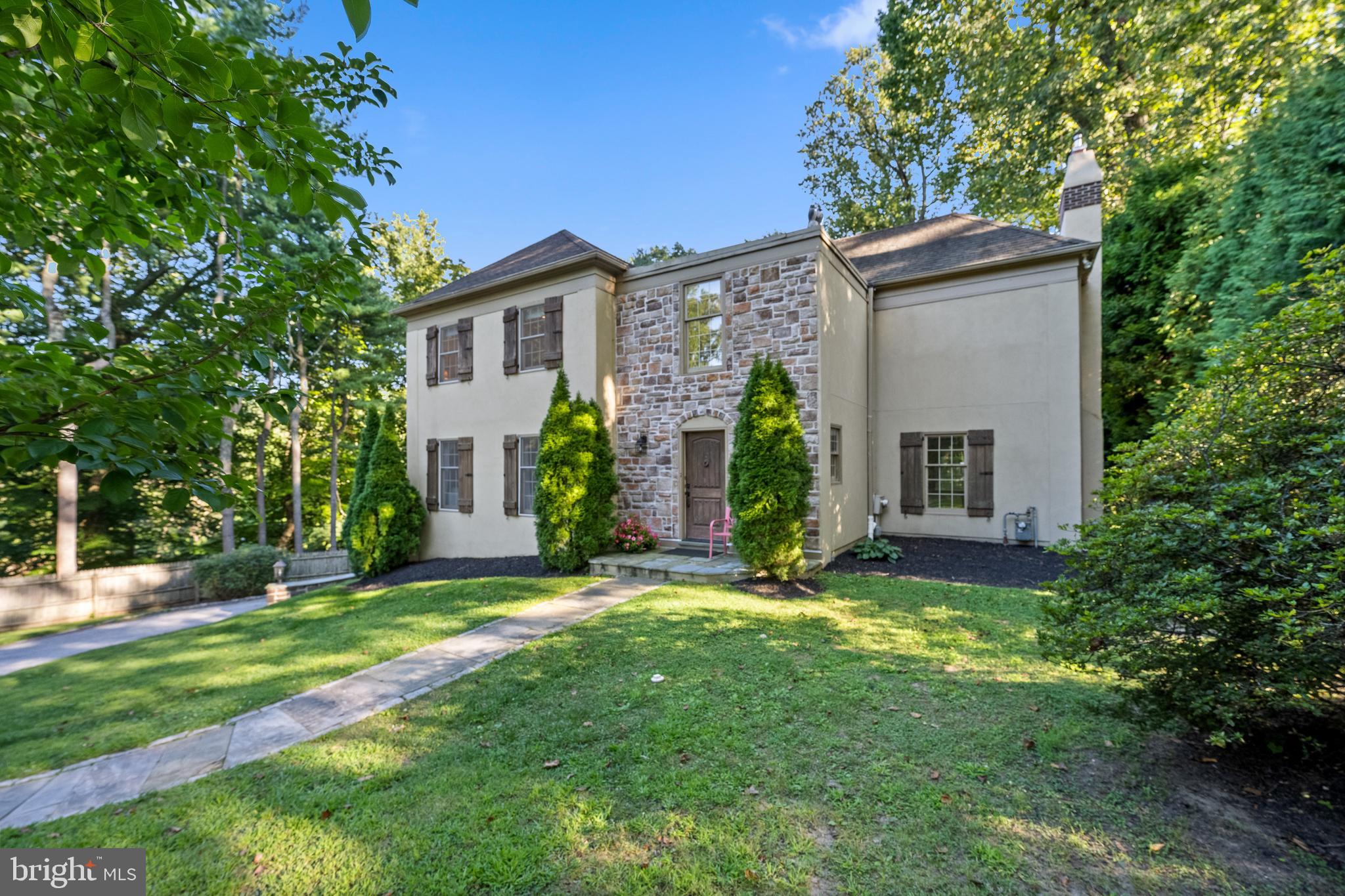 BRYN MAWR - Residential