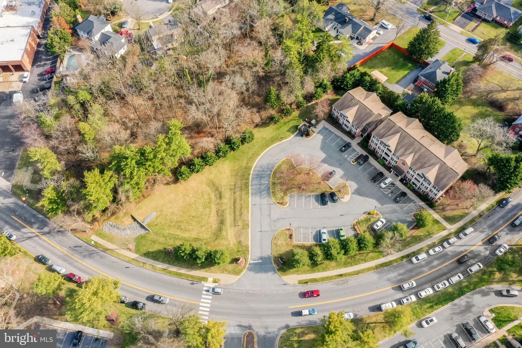 DREAMERS COVE - Residential Lease