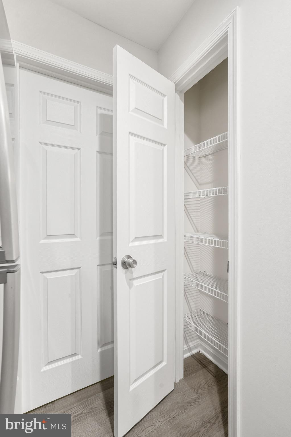 DREAMERS COVE - Residential Lease