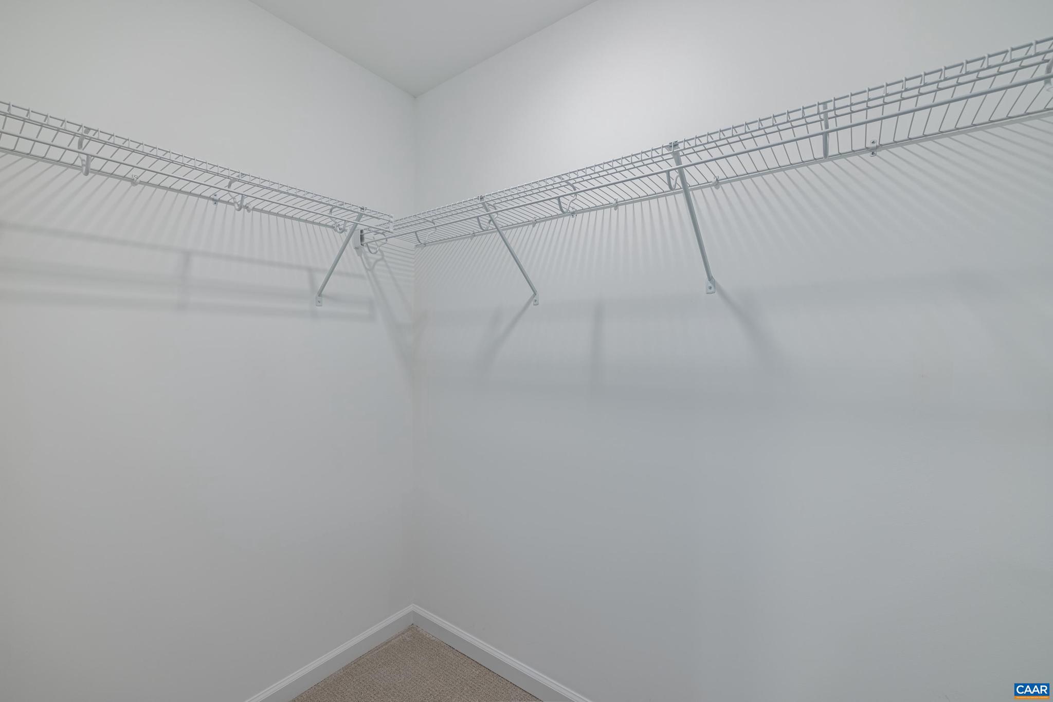 SPRING CREEK - Residential