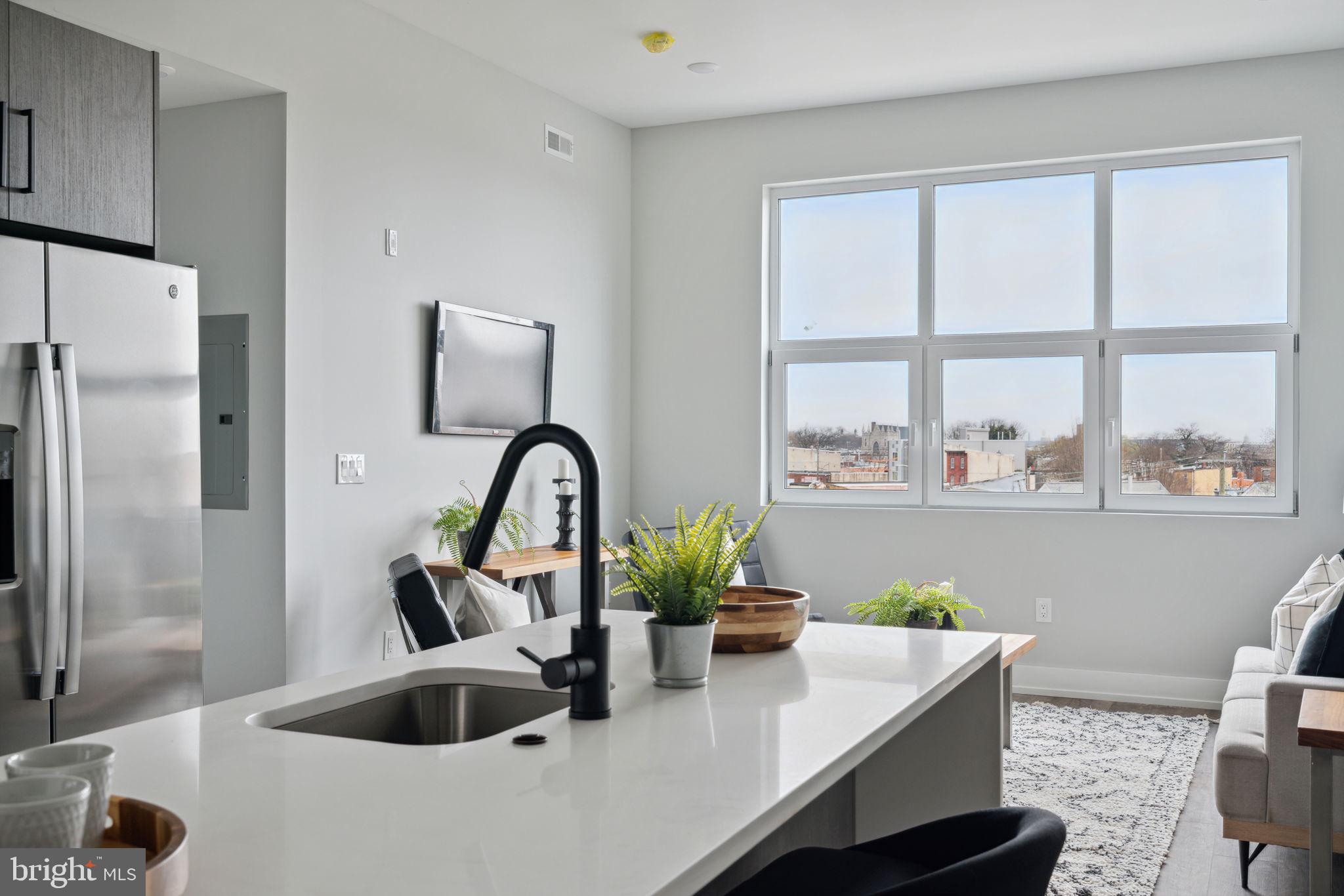 TEMPLE UNIVERSITY - Residential Lease