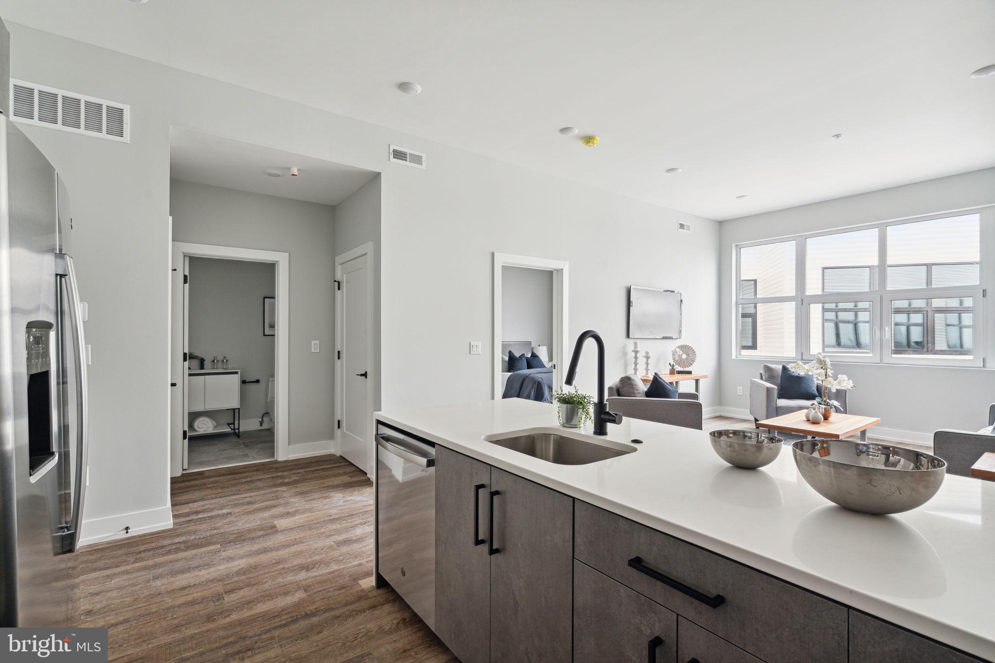 TEMPLE UNIVERSITY - Residential Lease