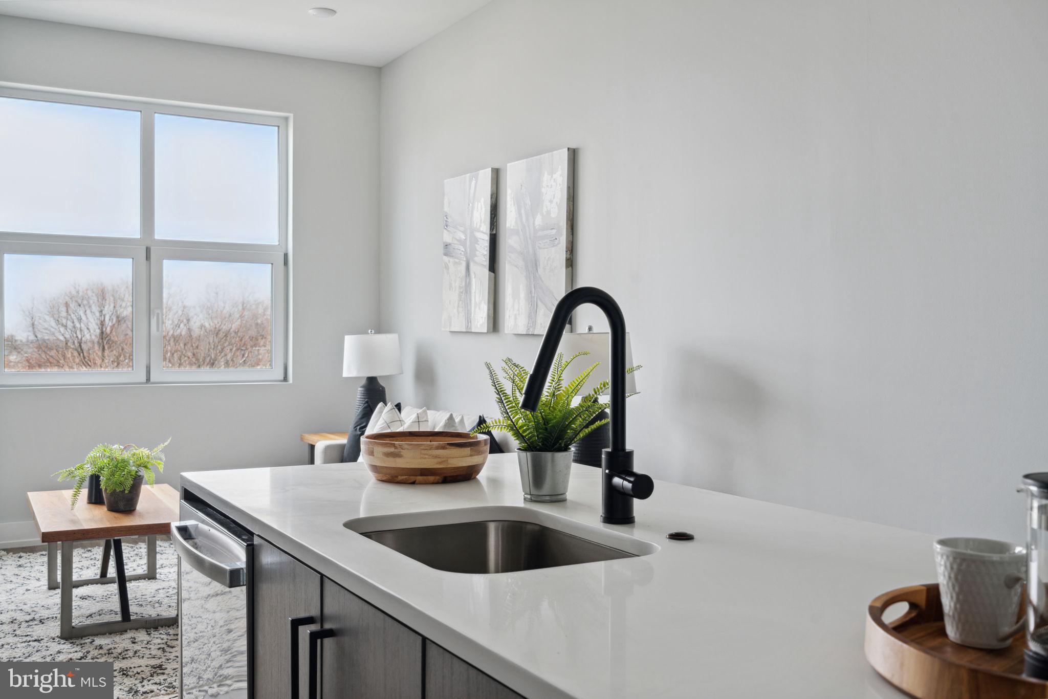 TEMPLE UNIVERSITY - Residential Lease