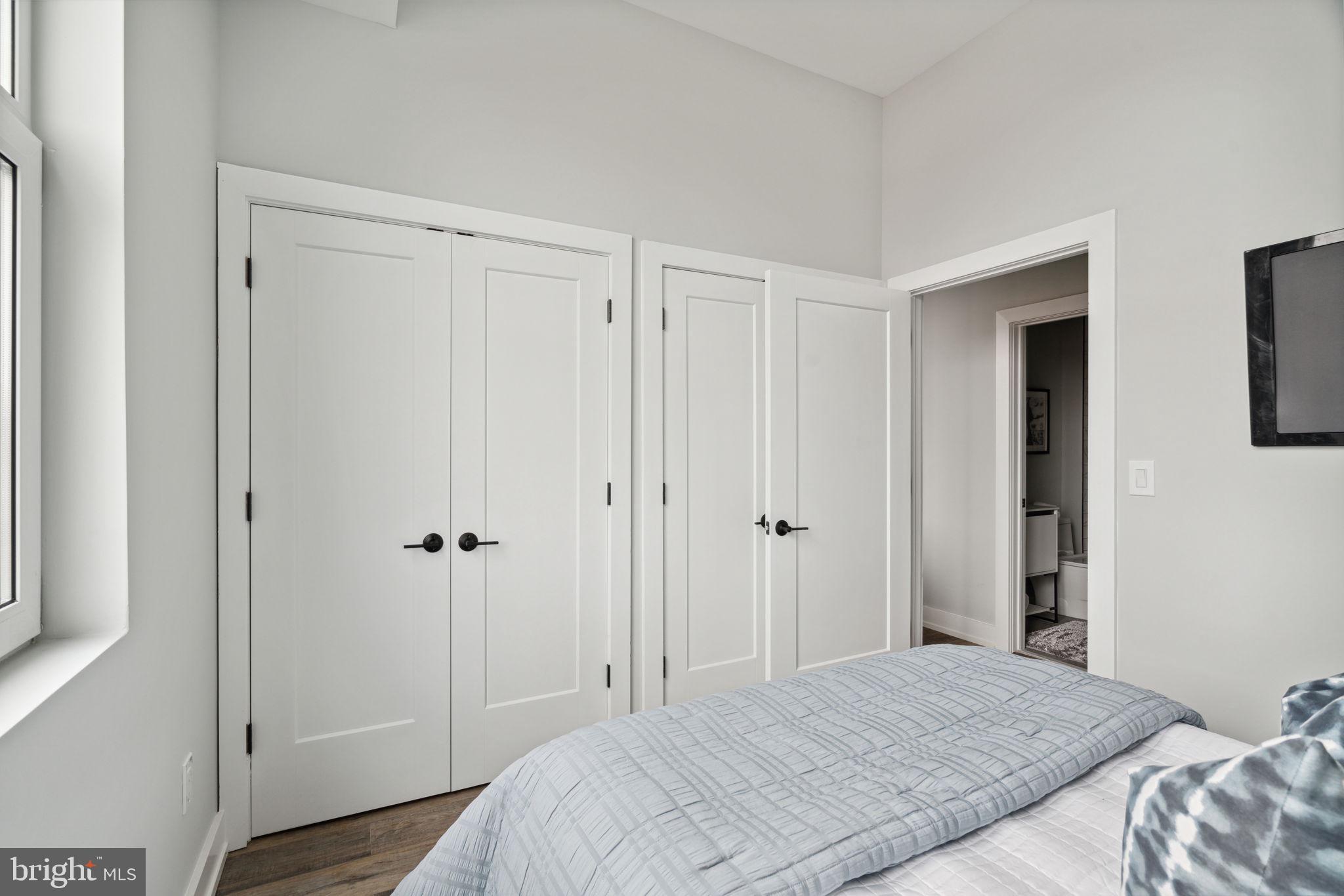 TEMPLE UNIVERSITY - Residential Lease