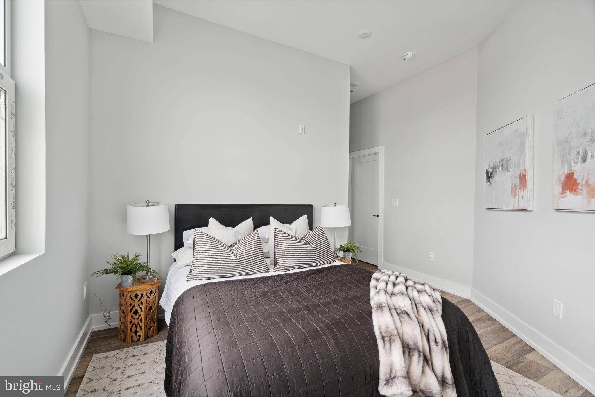 TEMPLE UNIVERSITY - Residential Lease