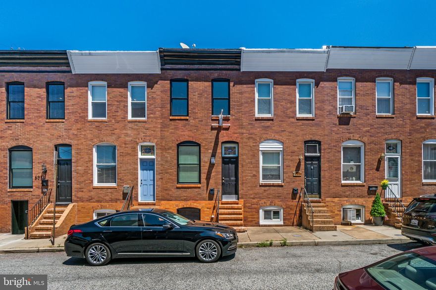 This house is priced to sell!   2 bed 1 large bath on top floor, 1 bed and a full bath in basement, half bath on main floor.  Perfect set up for room mates.  Tall ceilings on every floor, floors just refinished, new paint throughout, updated kitchen and bathrooms, exposed brick walls, radiant heating kitchen floors! Make your appointment today, won't last long!!